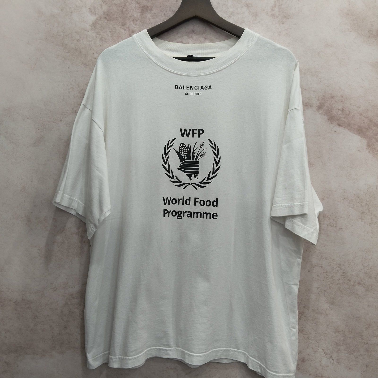 Balenciaga Balenciaga WFP World Food Programme T-Shirt Size M Size M / US 6-8 / IT 42-44 - 1 Thumbnail
