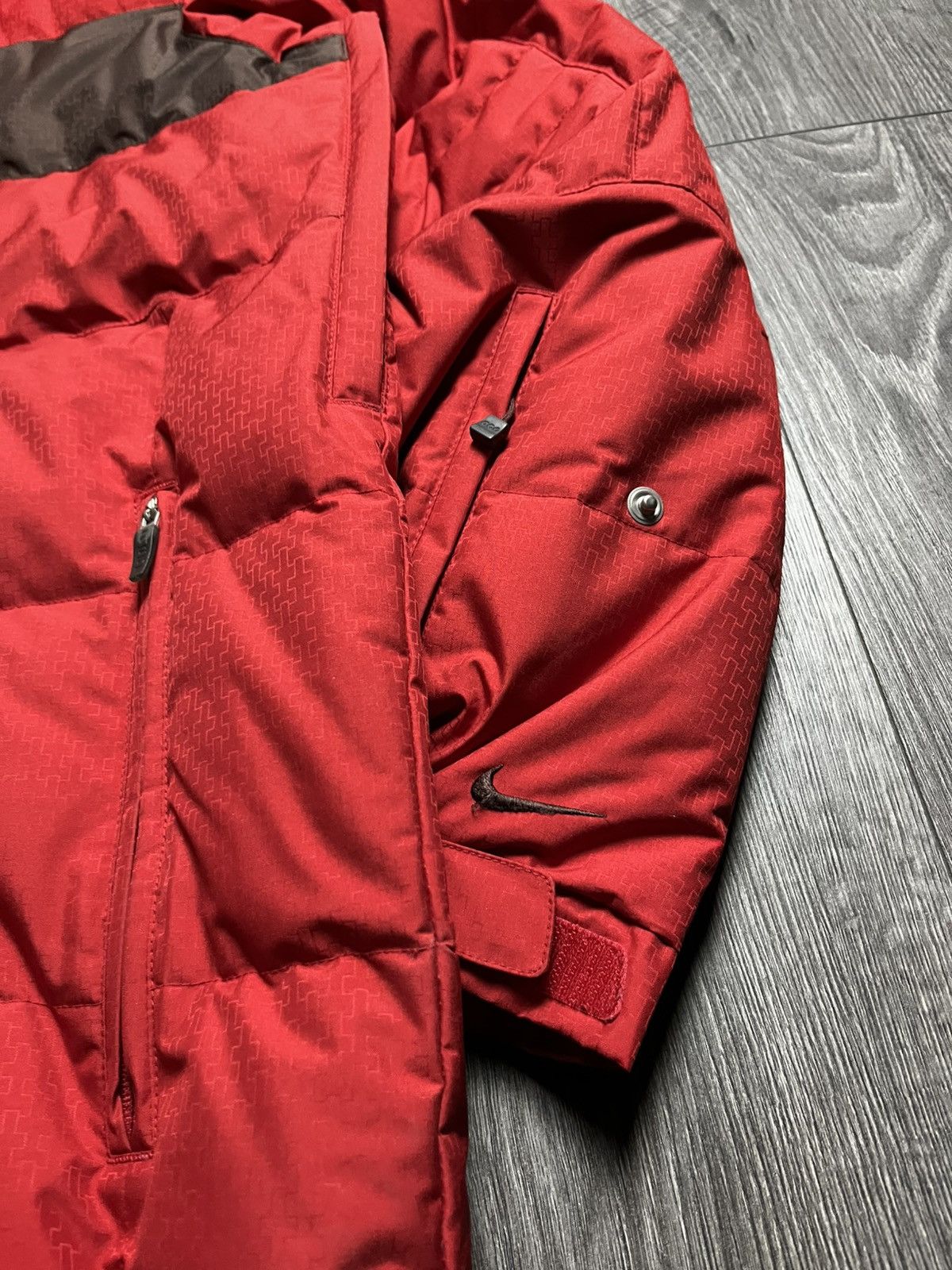 Nike ACG Vintage Nike ACG 550 Goose Down Puffer Jacket Red Gorpcore Size US XL / EU 56 / 4 - 4 Thumbnail
