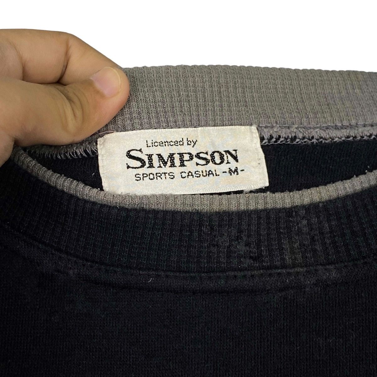 The Simpsons × Vintage Vintage Simpson Embroidered Crewneck Sweatshirt Size M Size US M / EU 48-50 / 2 - 5 Thumbnail