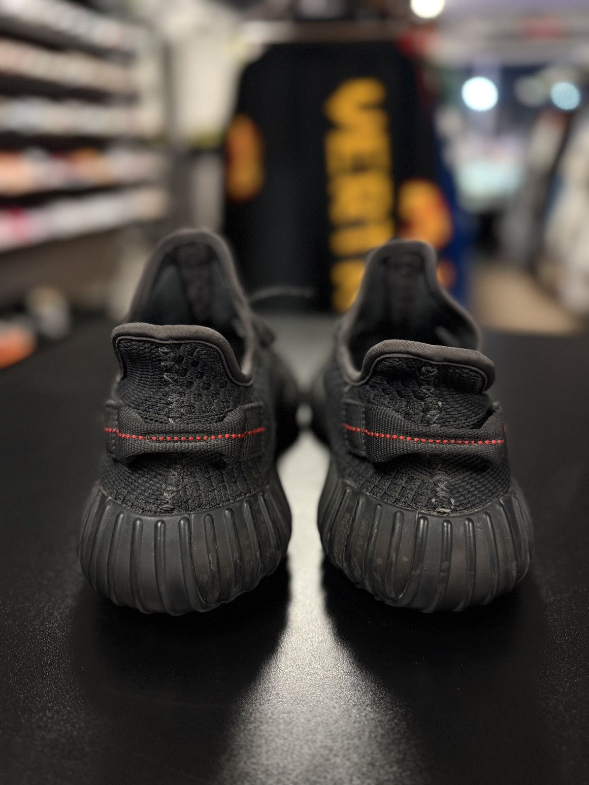 Adidas × Yeezy Yeezy 350 Static Non Reflective OG Black Size 9 Size US 9 / EU 42 - 7 Thumbnail