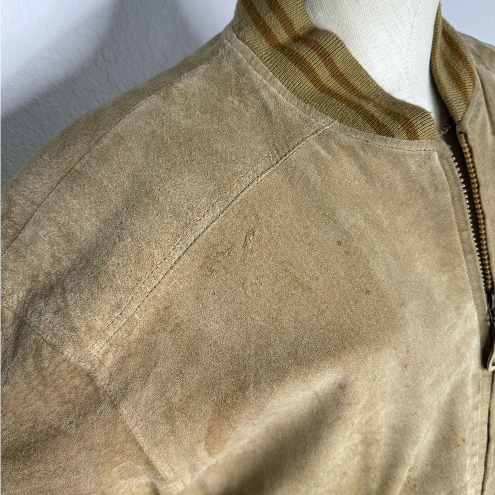 Vintage Vintage 90s Distressed Suede Bomber Jacket Grunge Size US L / EU 52-54 / 3 - 5 Thumbnail