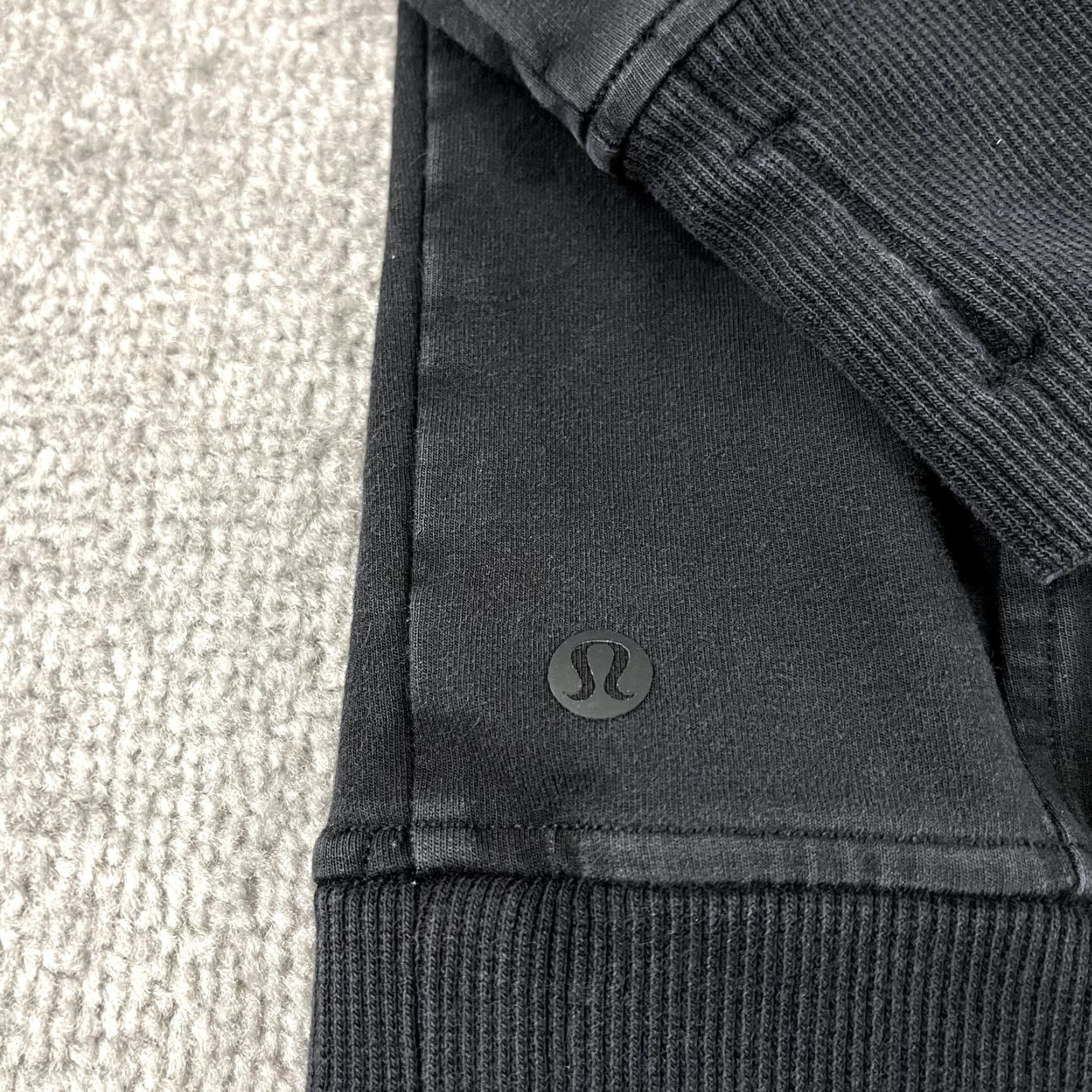 Lululemon LULULEMON Sweatshirt Womens Size 4 Faded Black Scuba Crew Neck Kangaroo Terry Shirt Womens Regular Black 90s? Size S / US 4 / IT 40 - 3 Thumbnail