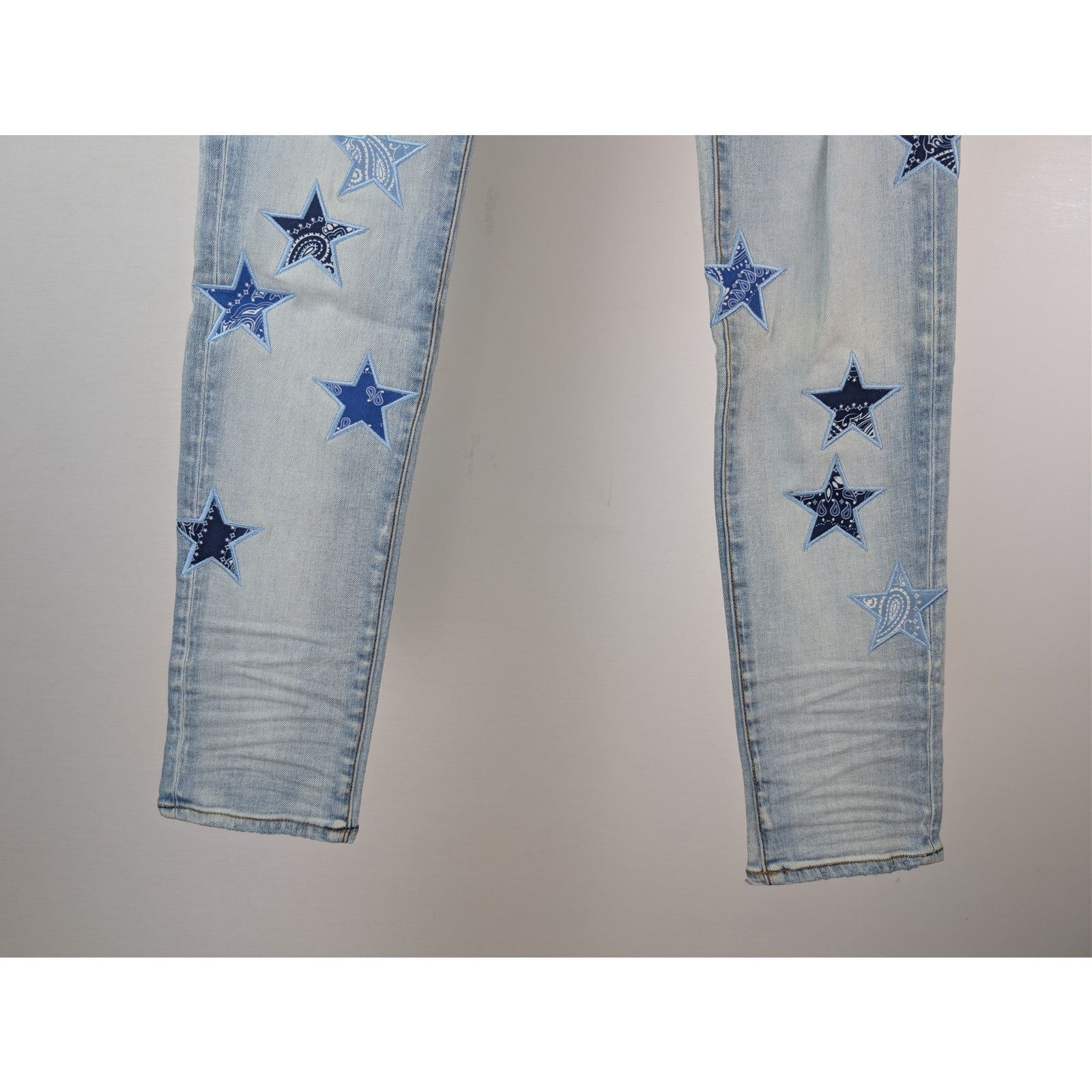Amiri o1rshd1 Bandana Star Jean Denim Pants Jeans in Light Indigo Size US 30 / EU 46 - 4 Thumbnail