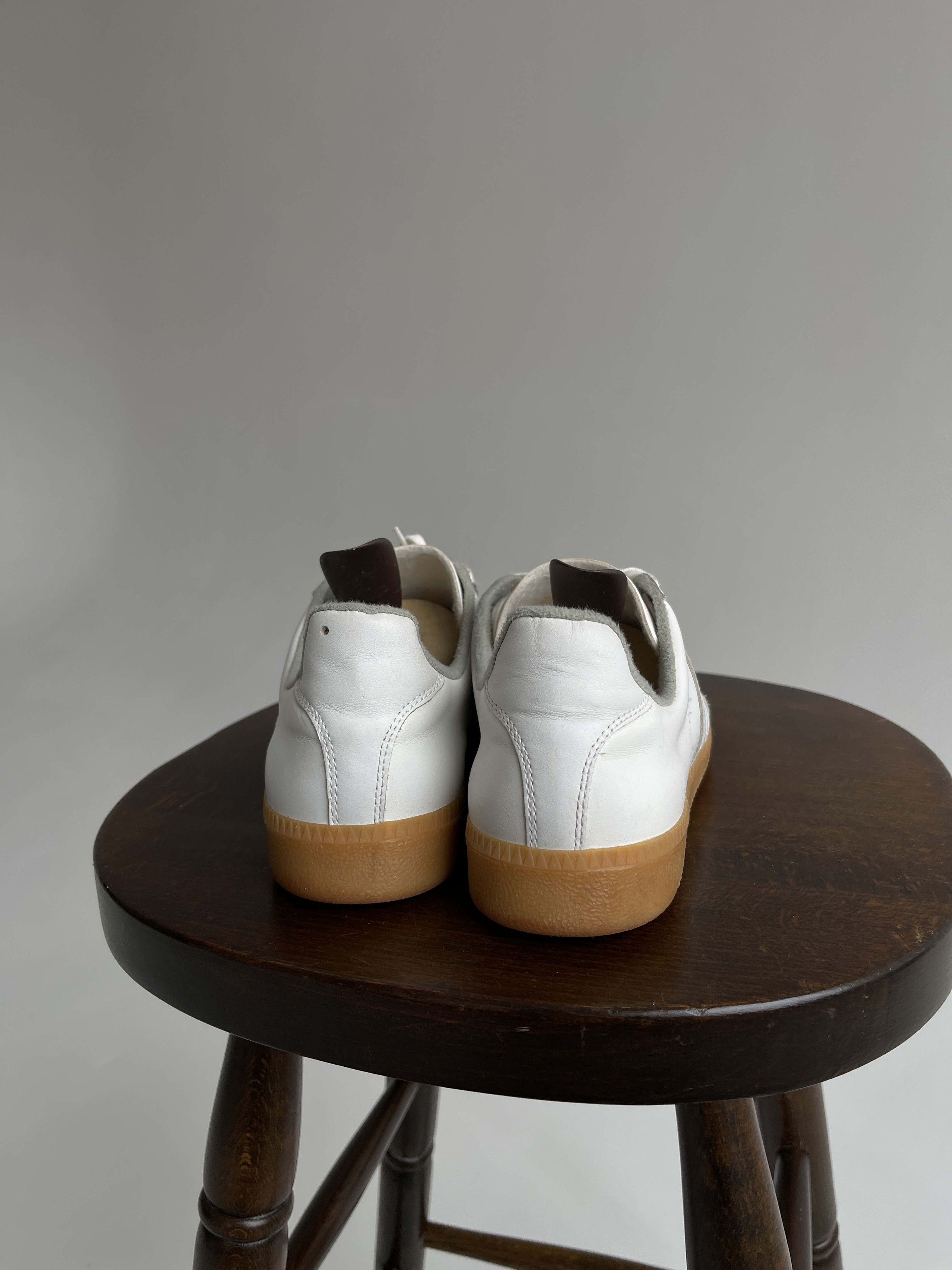 Vintage Vintage BW Sport GATs Sneakers Leather White Military Size US 7 / EU 40 - 4 Thumbnail