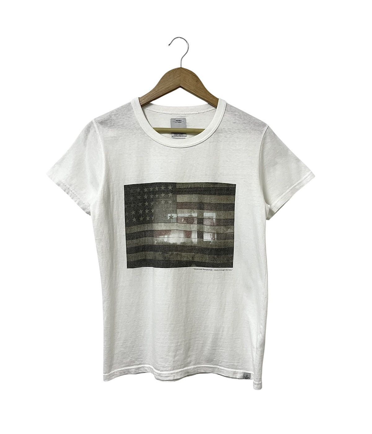 Visvim 2001 VISVIM CHRONICLED PERSPECTIVES FLAG JAPANESE TSHIRT Size US S / EU 44-46 / 1 - 1 Thumbnail