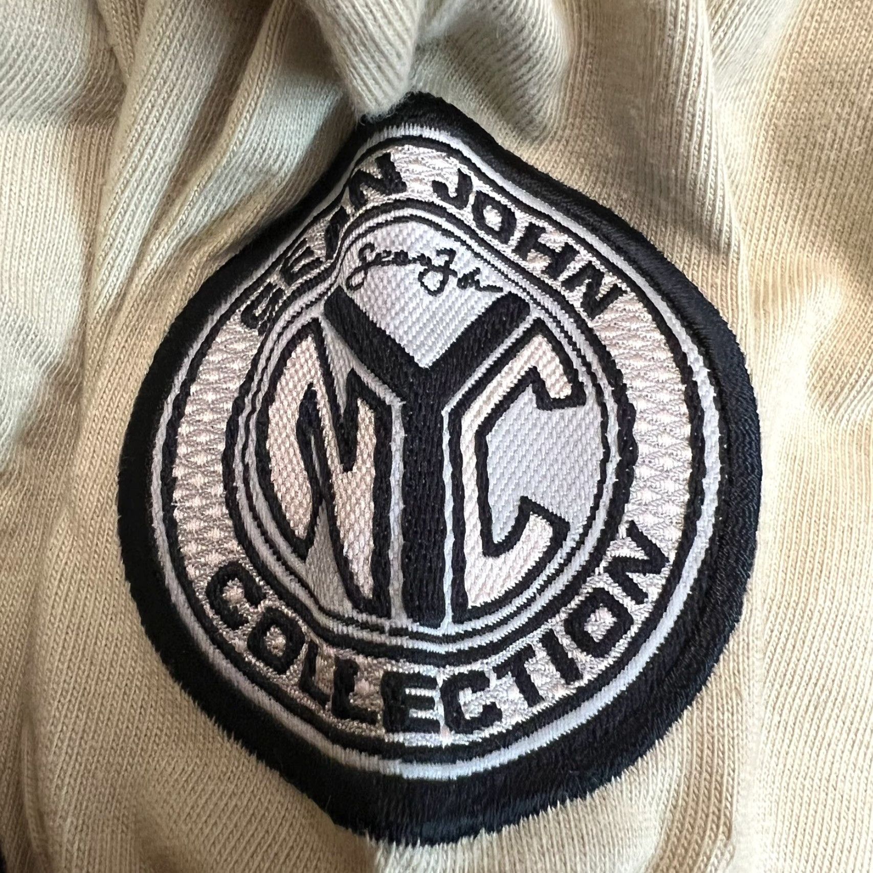 Sean John VINTAGE Sean John NYC Collector's Edition 3XB Long Sleeve T Shirt Men's Cotton Beige Big 4X Logo Embroidered shirt Size US XXL / EU 58 / 5 - 7 Thumbnail