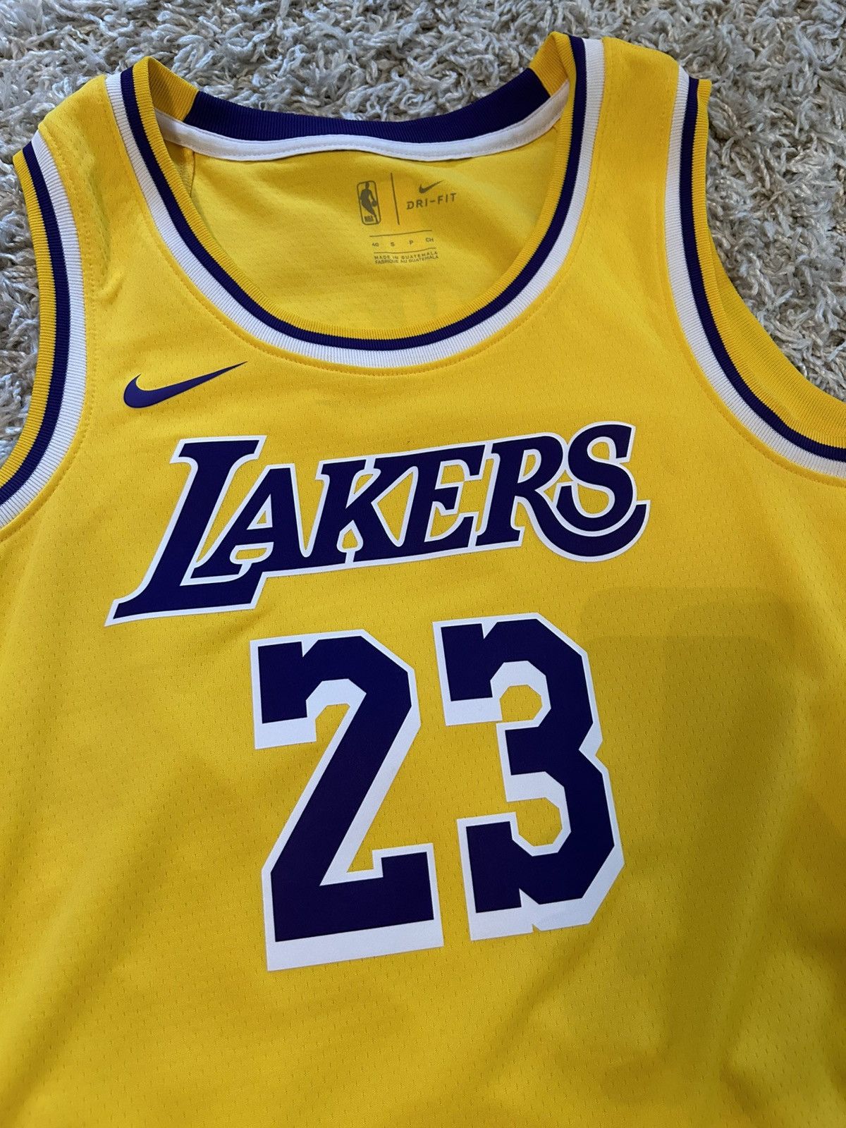 Nike Los Angeles lakers LeBron James Nike jersey size S Size US S / EU 44-46 / 1 - 2 Thumbnail