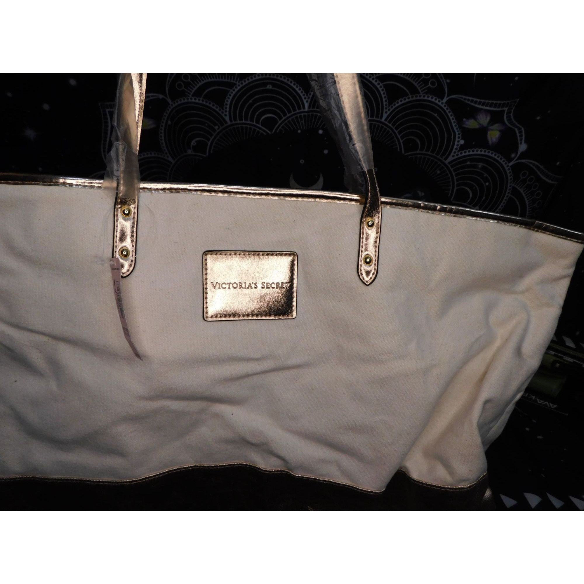 Victoria's Secret Victoria's Secret Rose Gold And Beige Tote Size ONE SIZE - 6 Thumbnail