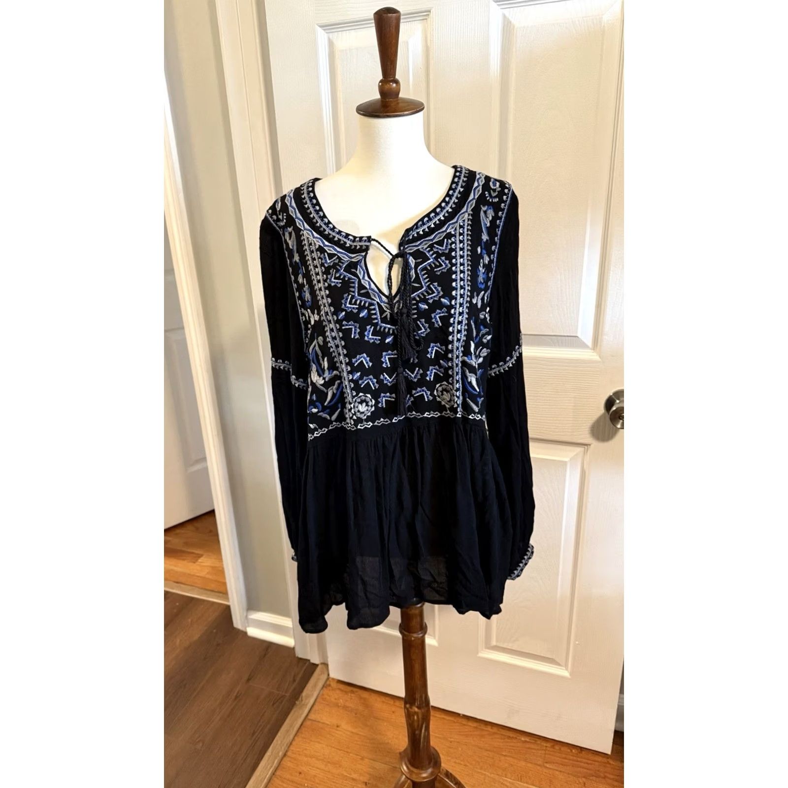 Vintage Stitch Fix Brixon Ivy Aloe Embroidery Top Boho Festival Nwt L Black Womens Blouse L Ivy Embroidery Boho Festival Size L / US 10 / IT 46 - 3 Thumbnail