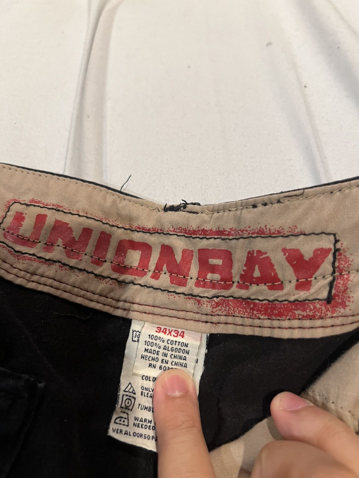 UNIONBAY Men’s Vintage Black Unionbay Cargo Pants Size 34 x 34 Size US 34 / EU 50 - 4 Thumbnail