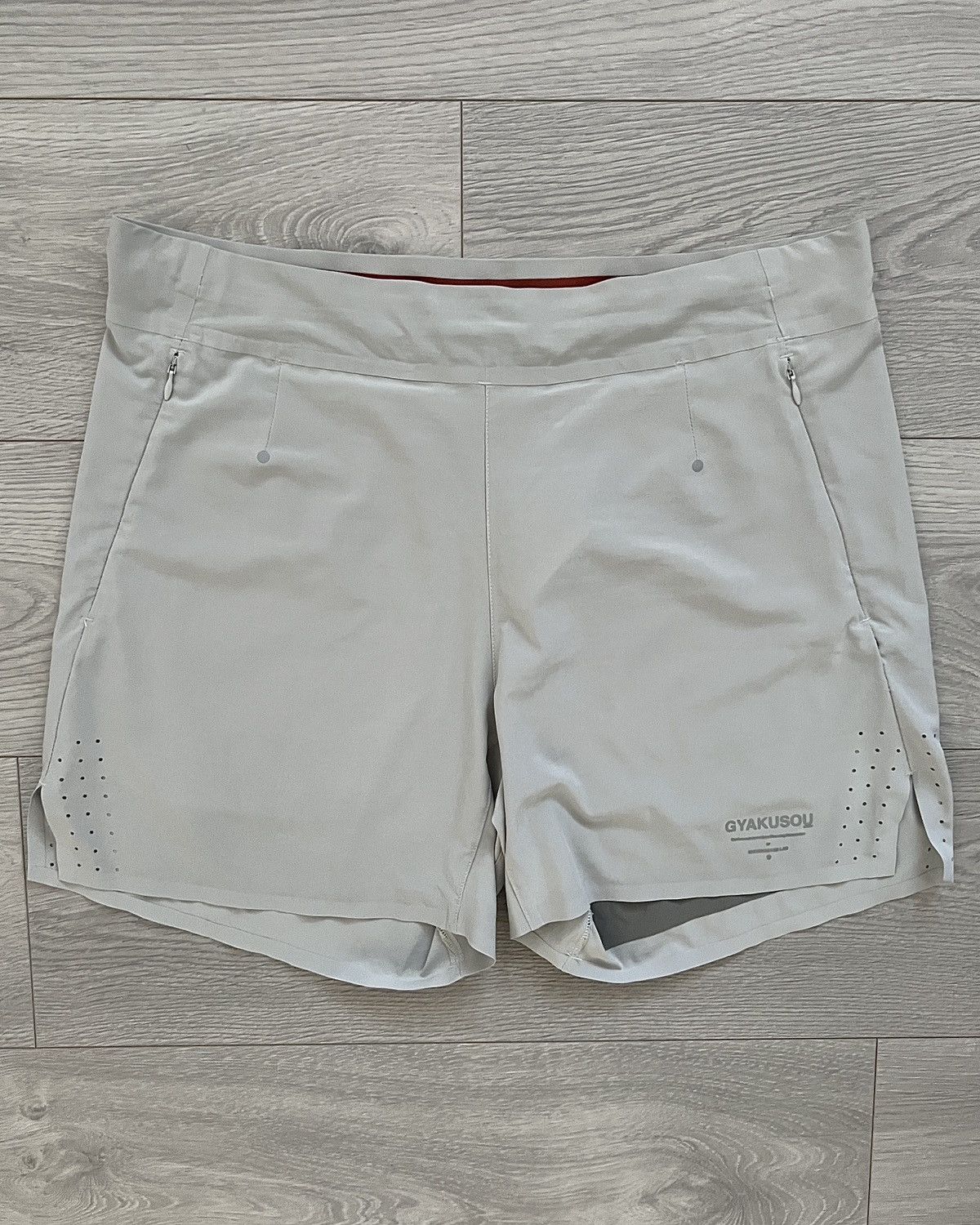 image of Gyakusou Fw2013 Aero Technical Shorts in Grey, Men's (Size 34)