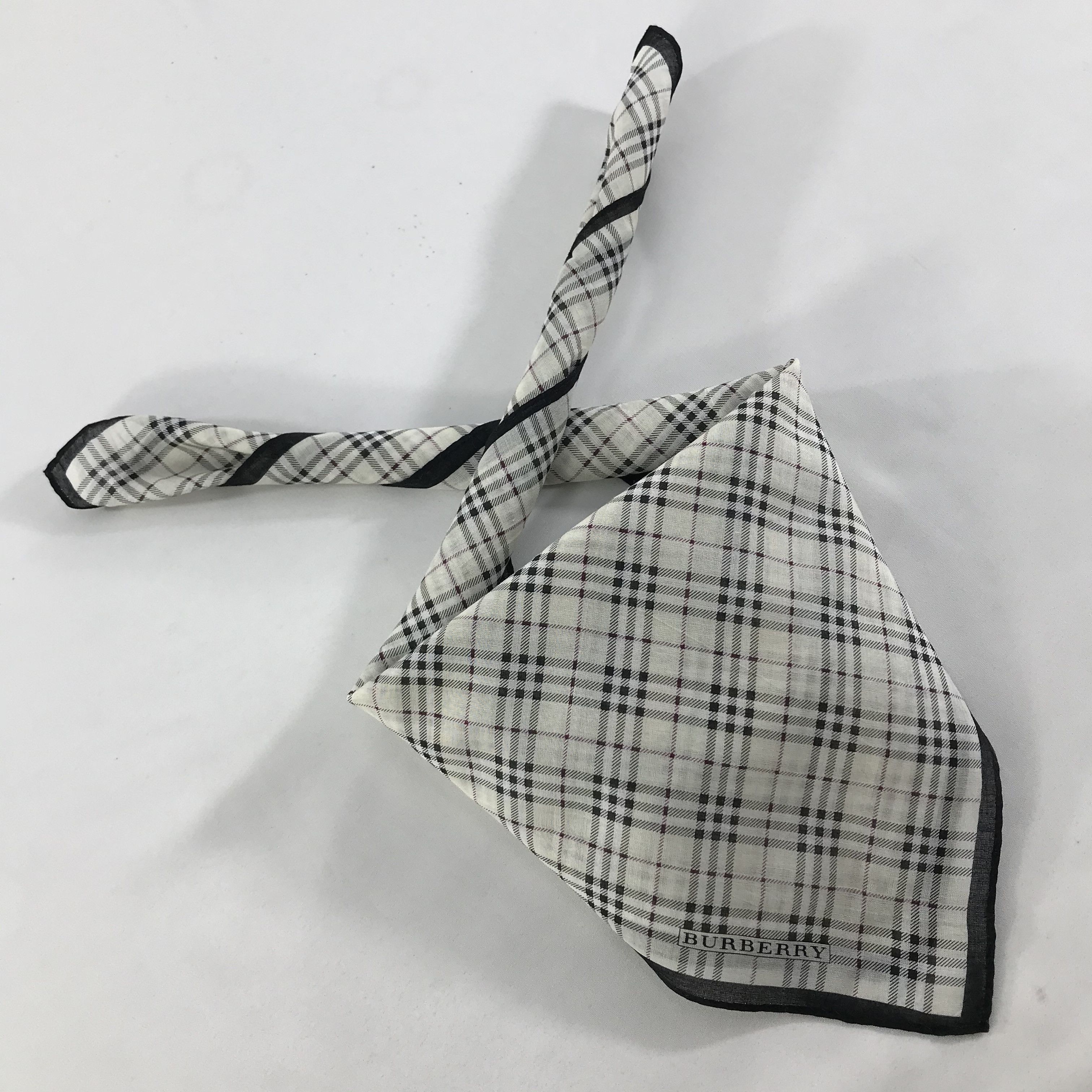 Burberry × Vintage Burberry Bandana / Handkerchief / Neckerchief - S1274 Size ONE SIZE - 4 Thumbnail