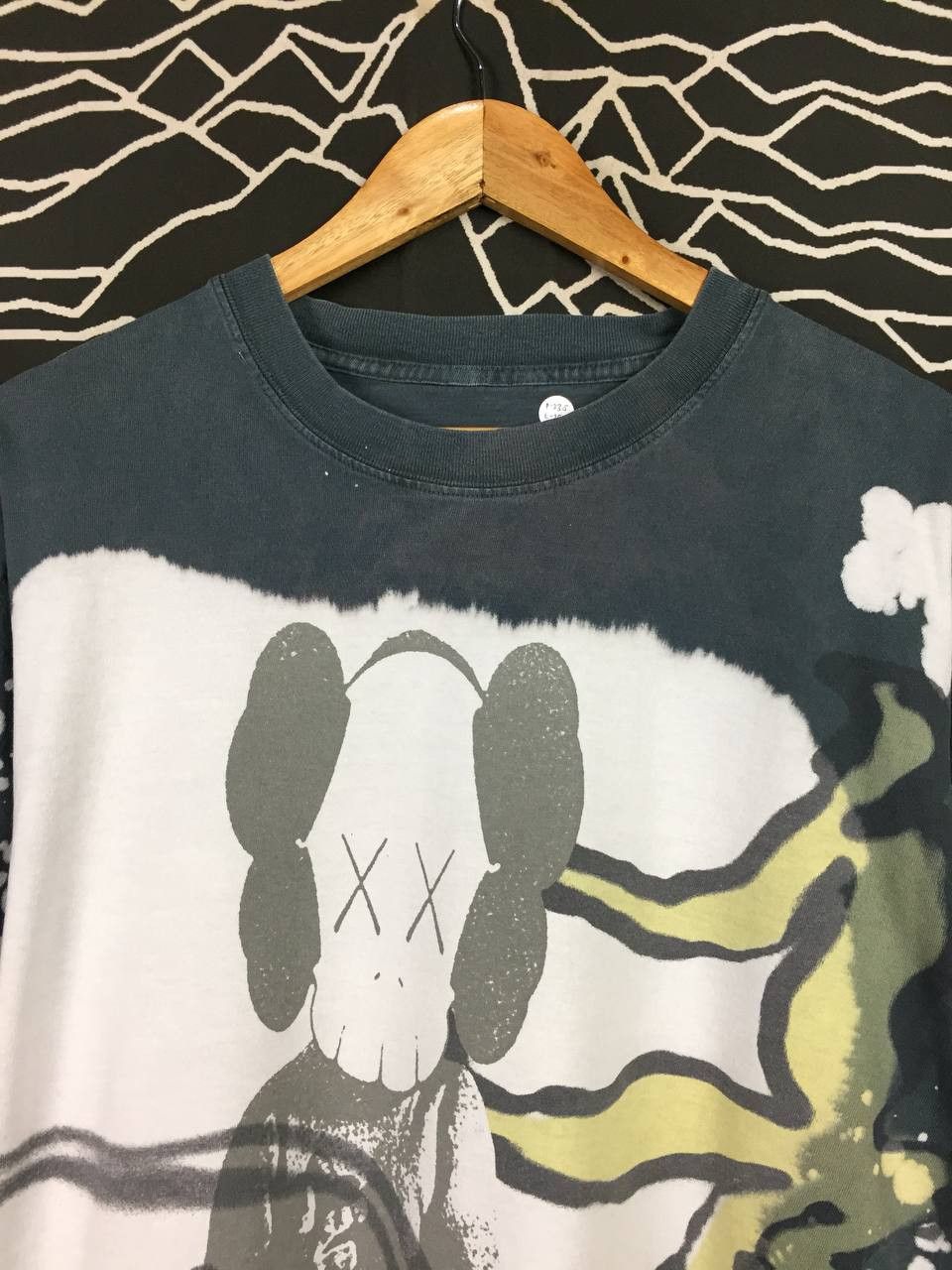 Fragment Design × Kaws × Travis Scott Travis Scott Cactus Jack x Fragment x Kaws Long Sleeve Tee Size US XL / EU 56 / 4 - 3 Thumbnail