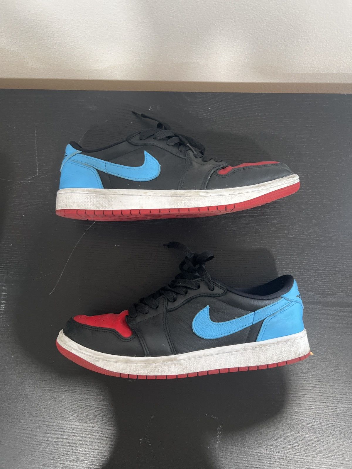 Jordan Brand WMNS Air Jordan 1 retro low Size US 9 / IT 39 - 5 Thumbnail
