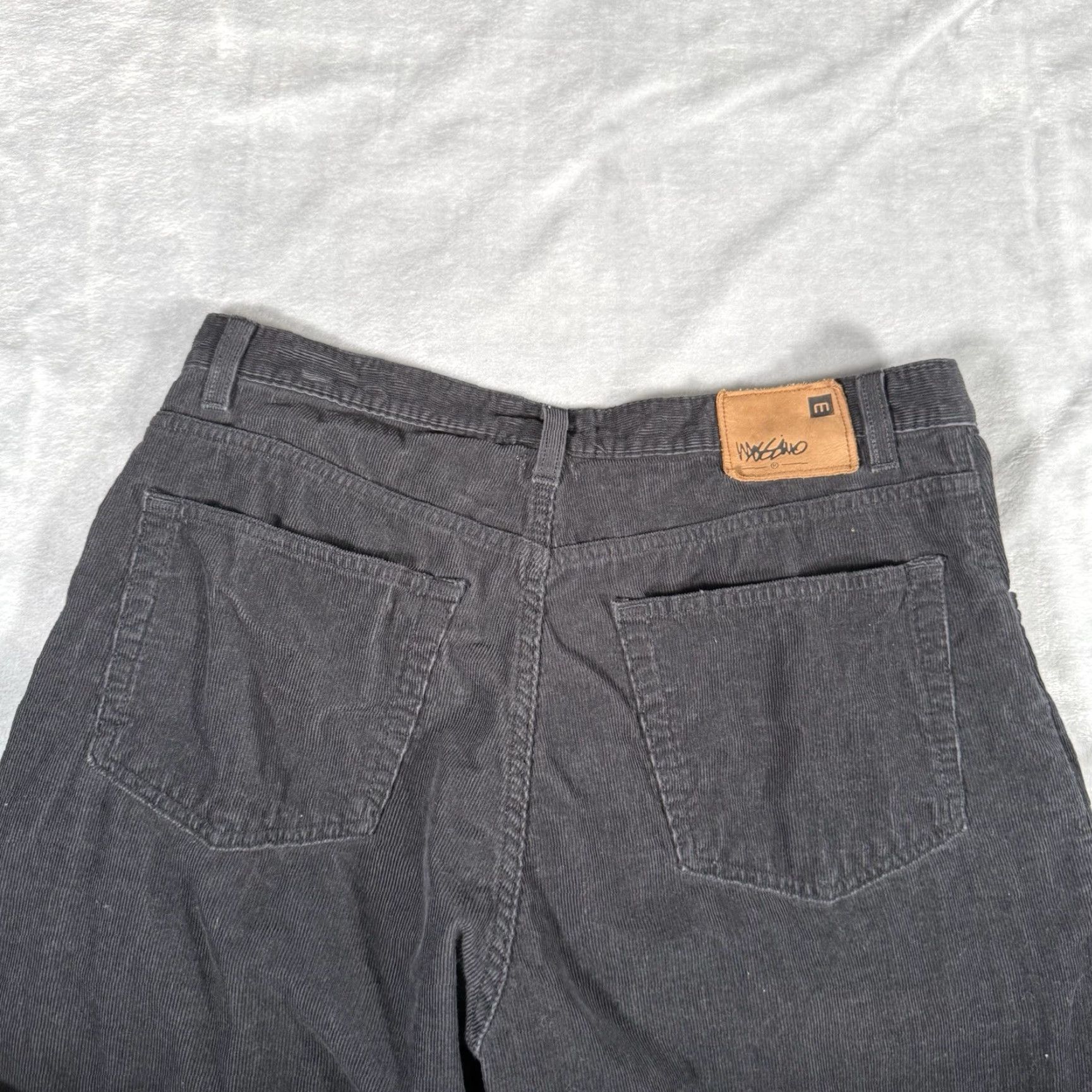 Mossimo VINTAGE Mossimo Corduroy Pants Mens 32x31 Straight Fit Black Size US 32 / EU 48 - 5 Thumbnail