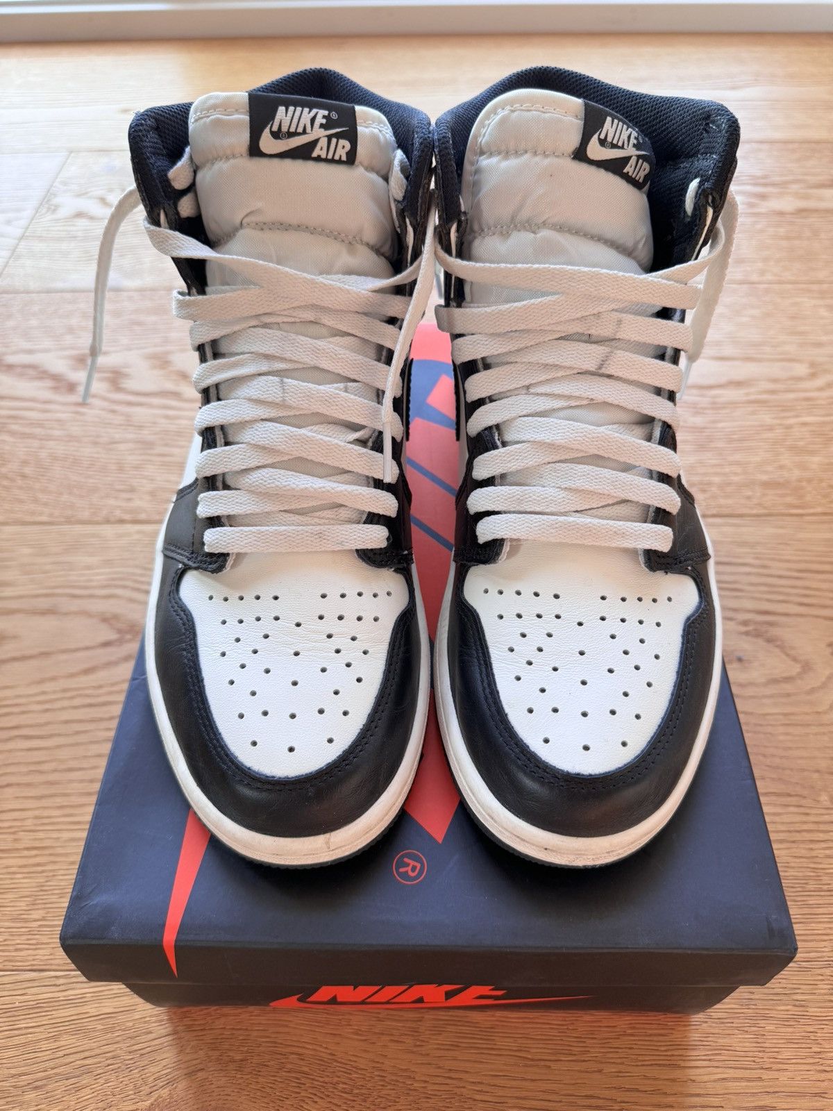 Jordan Brand × Nike Air Jordan 1 | mocha | US9/42,5 Size US 9 / EU 42 - 4 Thumbnail