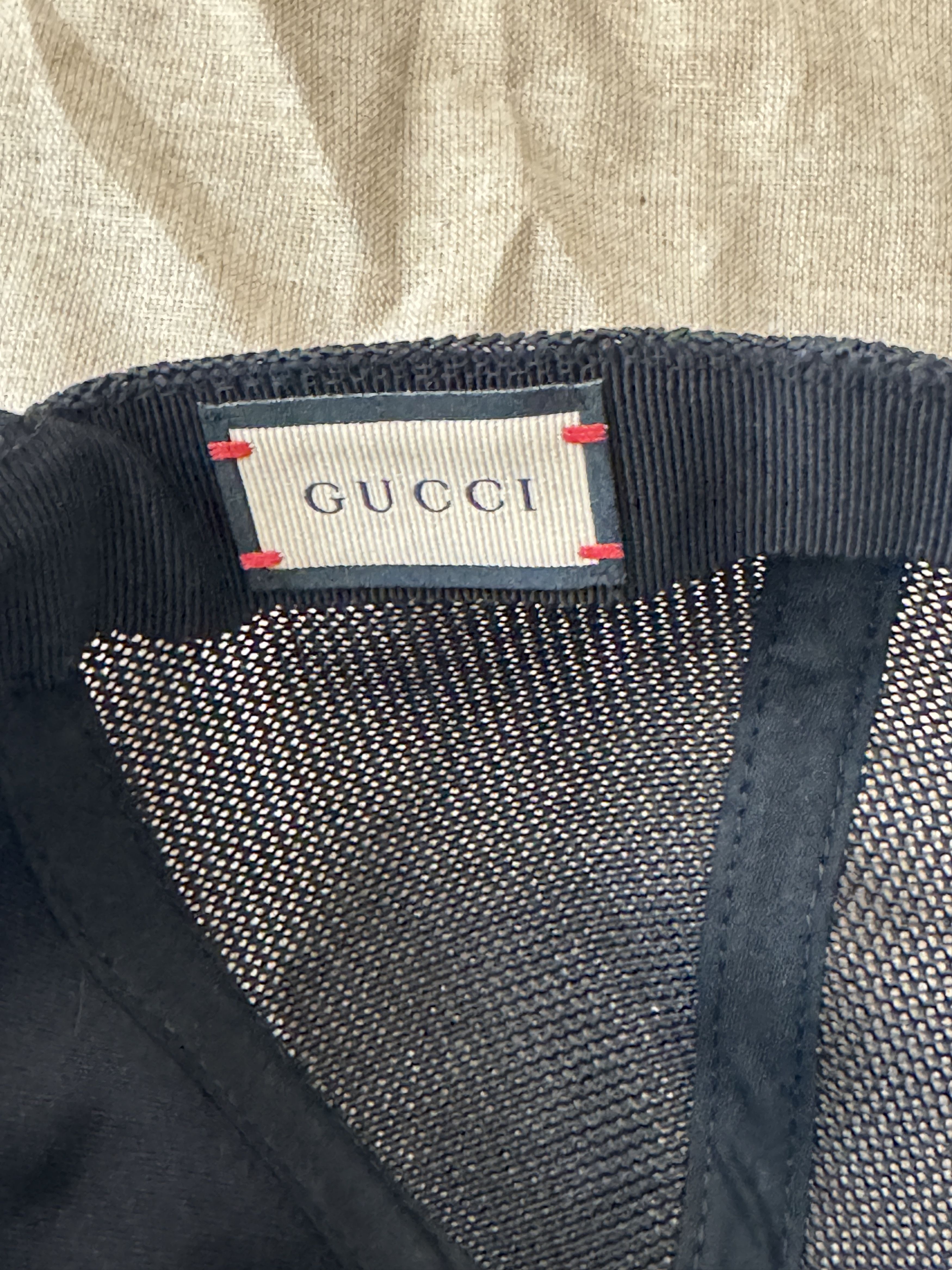 Gucci Size S - Gucci Embroidered Logo Baseball Cap black red patch Size ONE SIZE - 3 Thumbnail