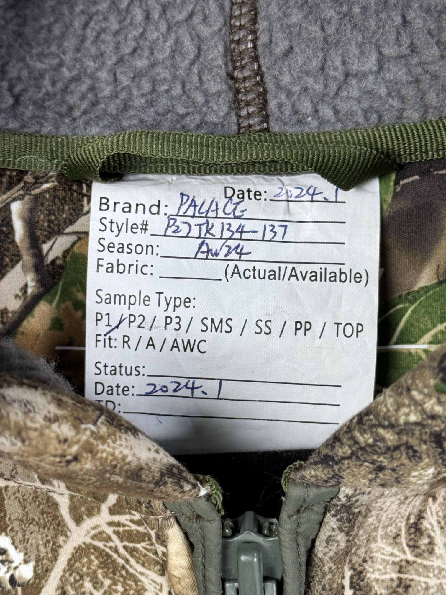 Goretex GORE-TEX WINDSTOPPER JACKET REALTREE MAX 7 Size US L / EU 52-54 / 3 - 4 Thumbnail
