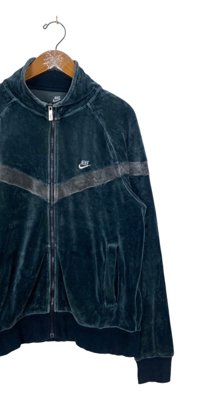 Nike Rare‼️ Nike Velour Track Zipper Jacket Size US M / EU 48-50 / 2 - 3 Thumbnail