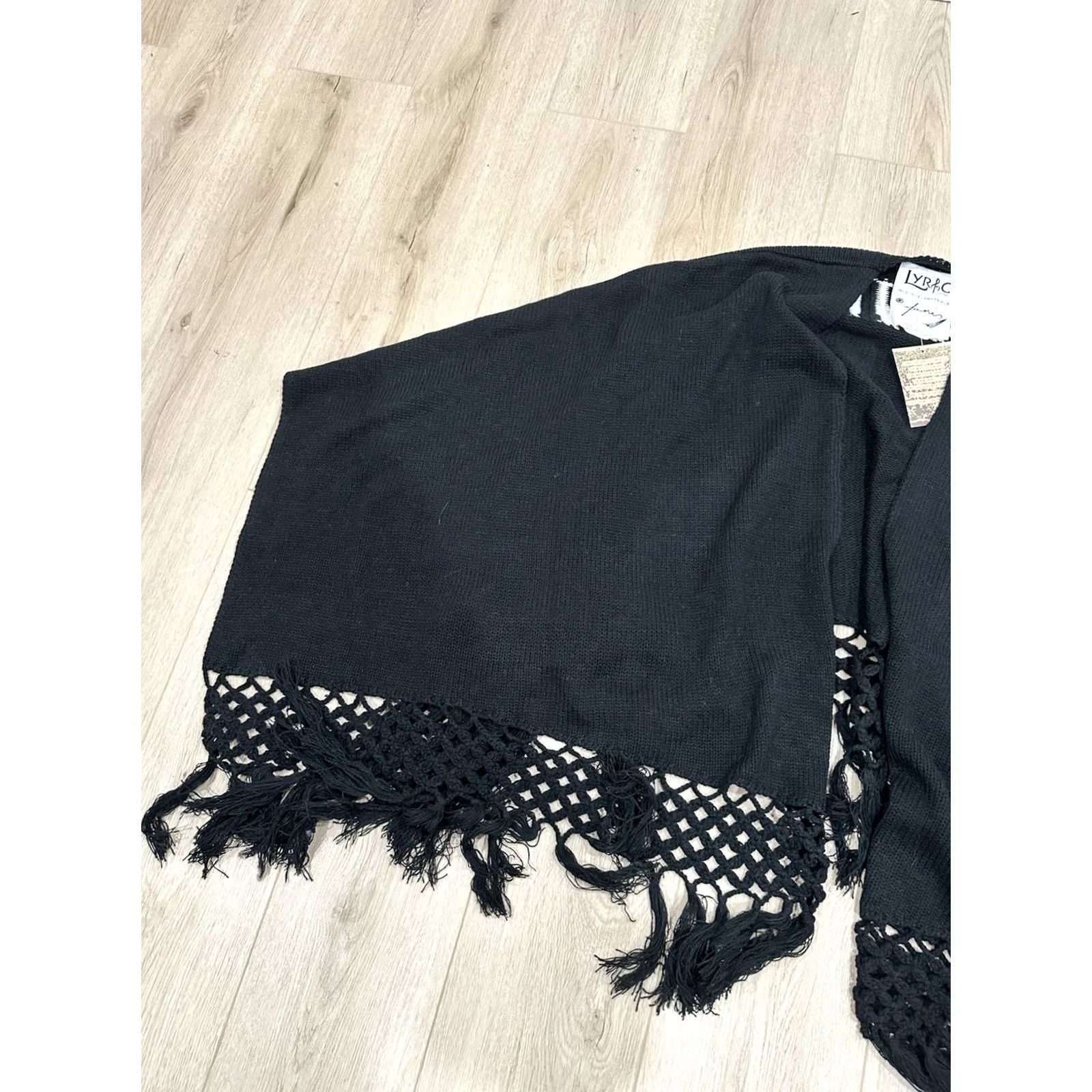 Vintage VINTAGE Lyric Culture Janis Joplin Black Long Sweater Cardigan Cape One Size Hippie Size ONE SIZE - 3 Thumbnail