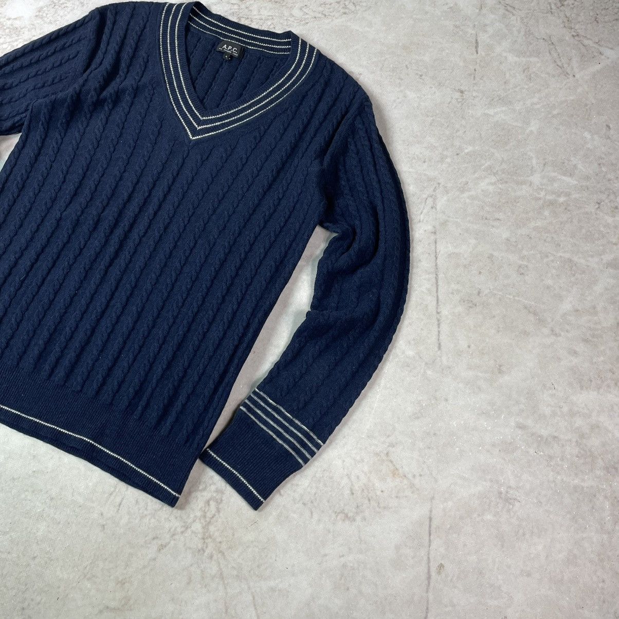 A.P.C. × Japanese Brand A.P.C. Rue Madame Paris V-Neck Ribbed Wool Sweater Size US S / EU 44-46 / 1 - 4 Thumbnail