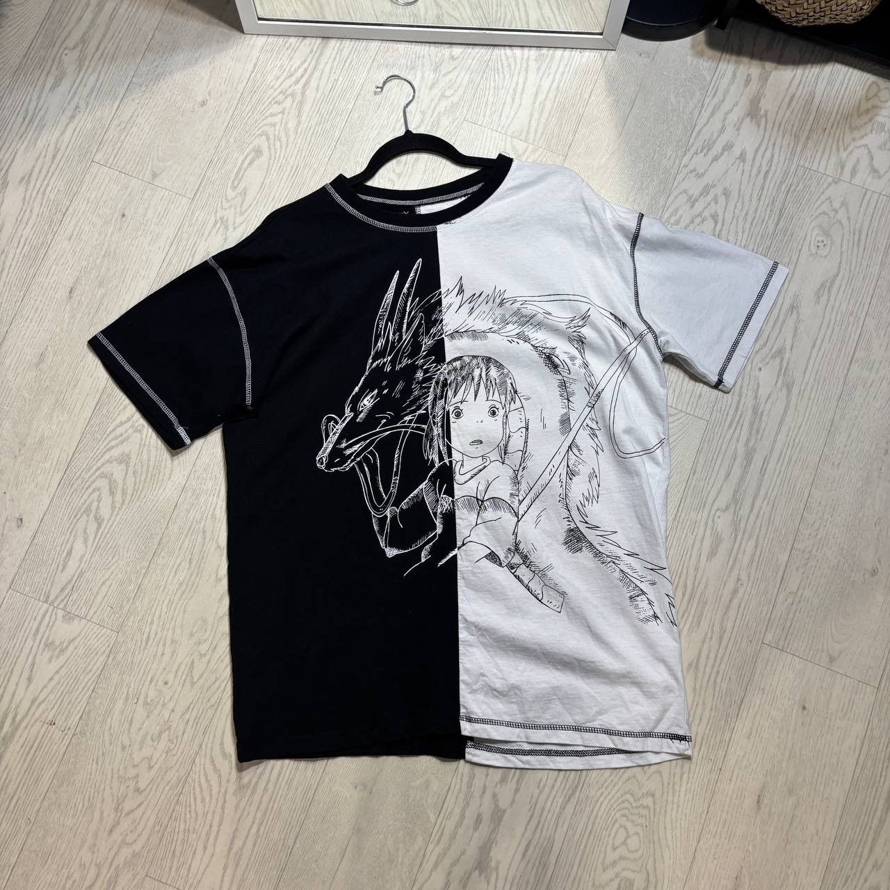 Other Spirited Away Chihiro & Haku Split Graphic T-Shirt Size:L Size US L / EU 52-54 / 3 - 1 Thumbnail