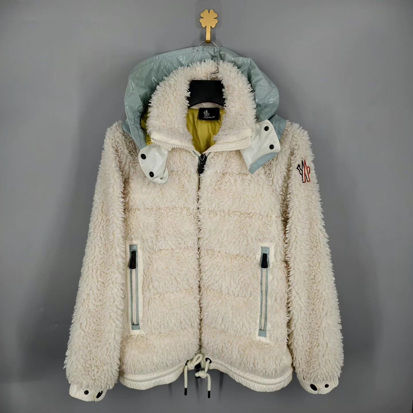 Moncler Moncler Grenoble Teddy Fleece Down Jacket Women's White S Size S / US 4 / IT 40 - 1 Thumbnail