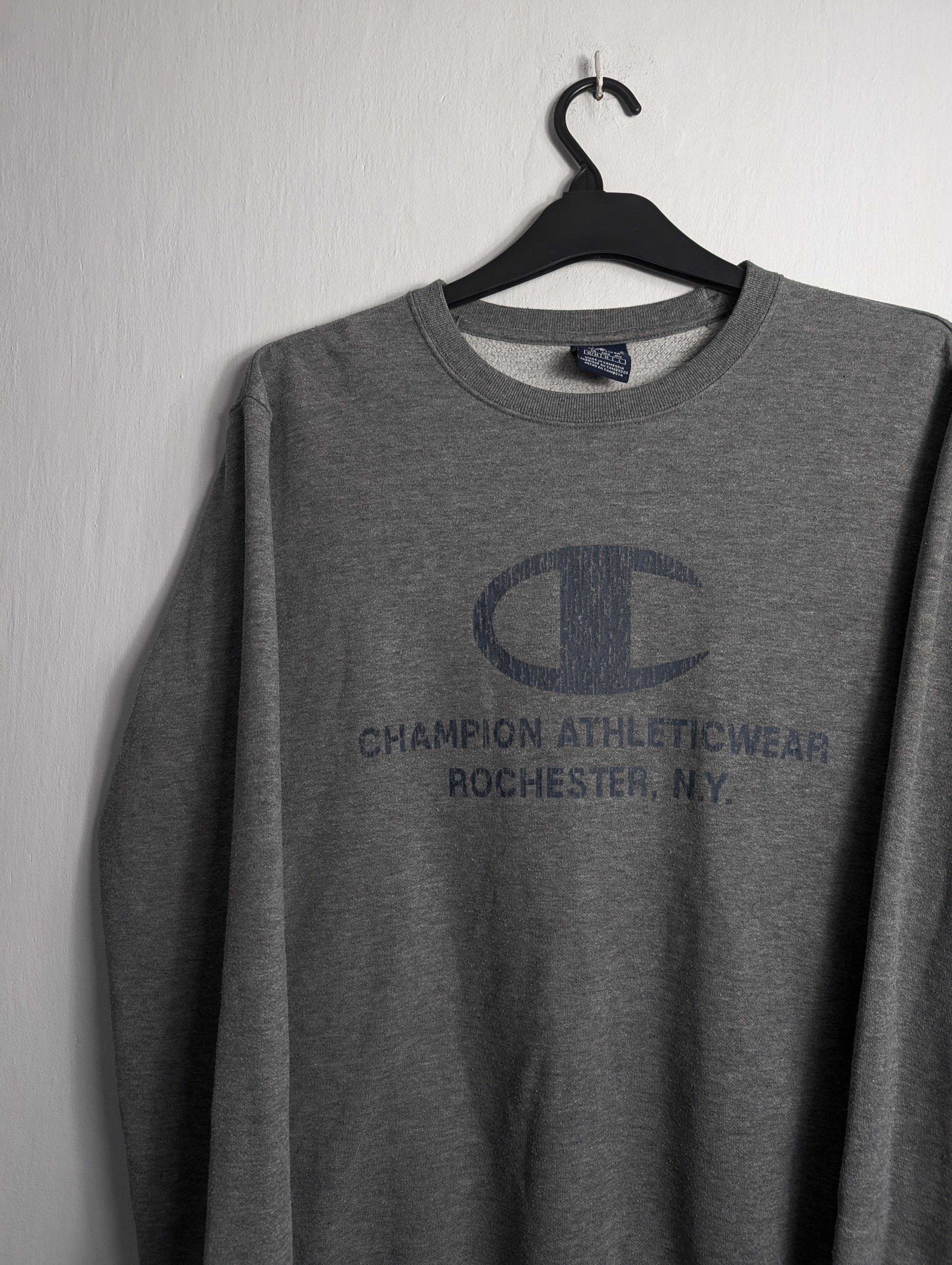 Champion Vintage Grey Champion Crewneck Sweatshirt Size US M / EU 48-50 / 2 - 2 Thumbnail
