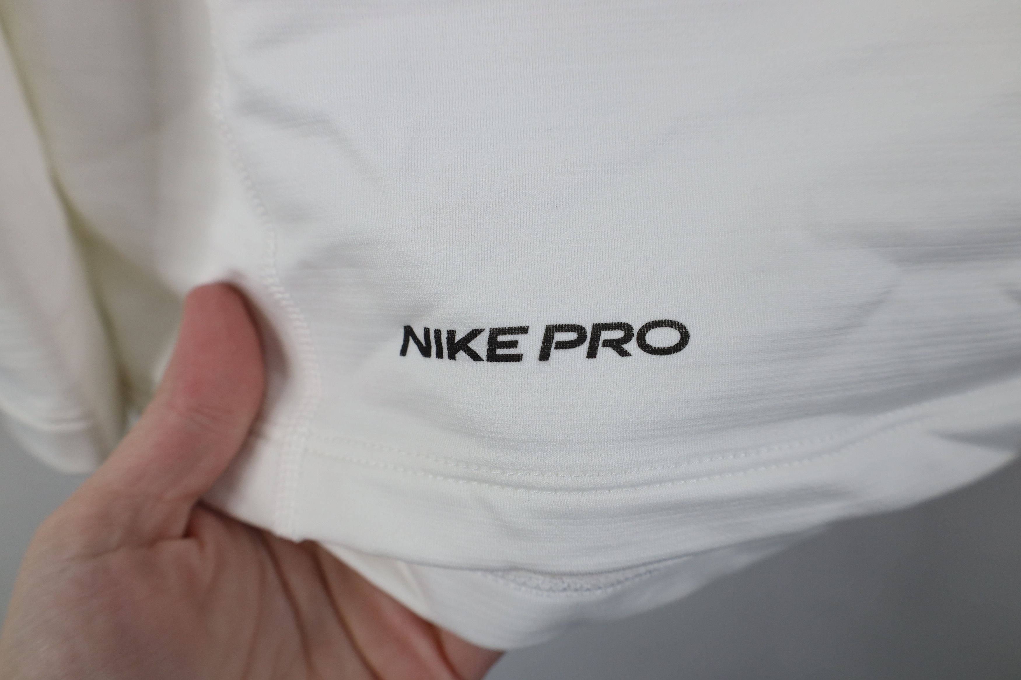 Nike Nike Pro Combat Compression Mock Neck Training T-Shirt White Size US M / EU 48-50 / 2 - 6 Thumbnail