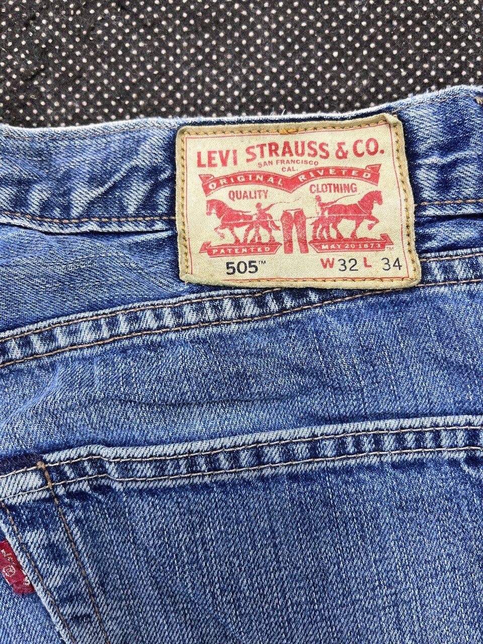 Levi's Vintage Levis 505 Ripped Jeans - J697 Size US 32 / EU 48 - 14 Thumbnail