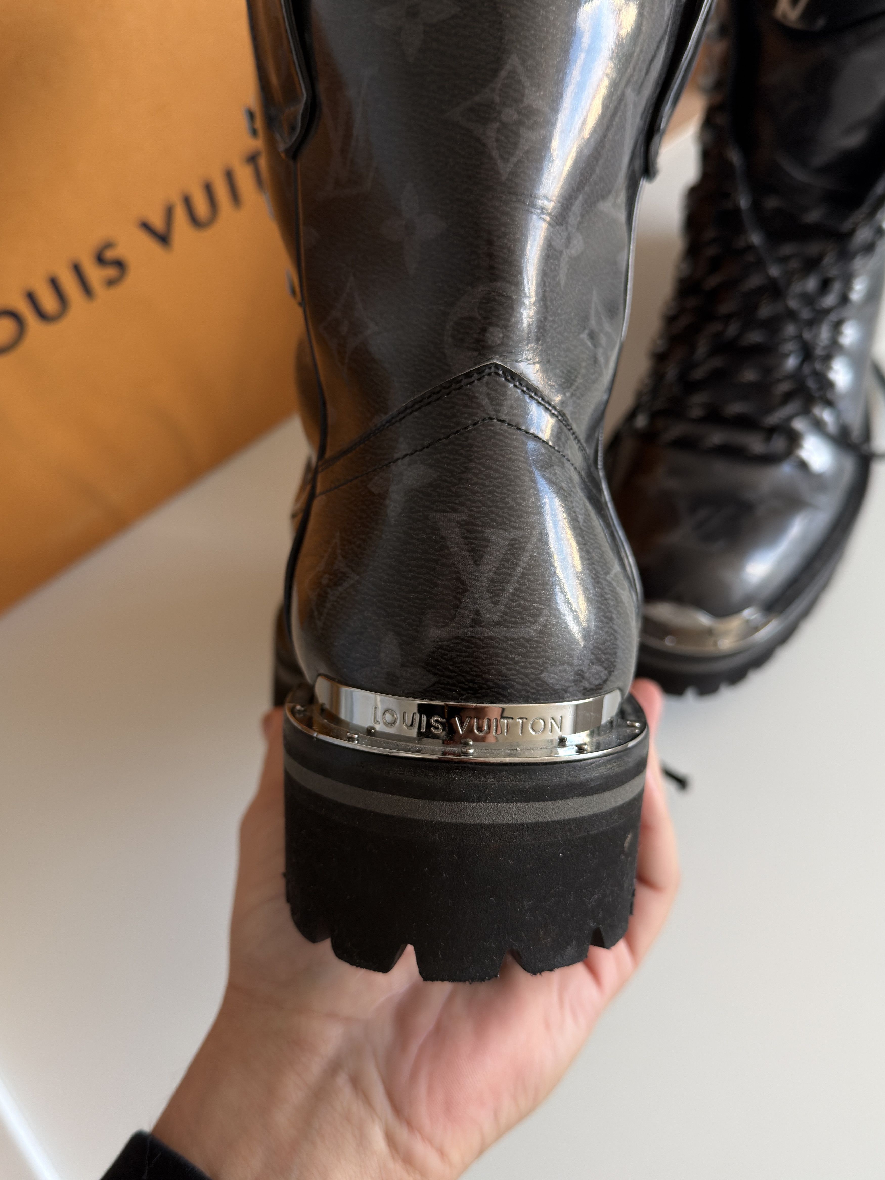 Louis Vuitton Louis Vuitton 6LV Kim Jones Monogram Outland Boots Size US 7.5 / EU 40-41 - 8 Thumbnail