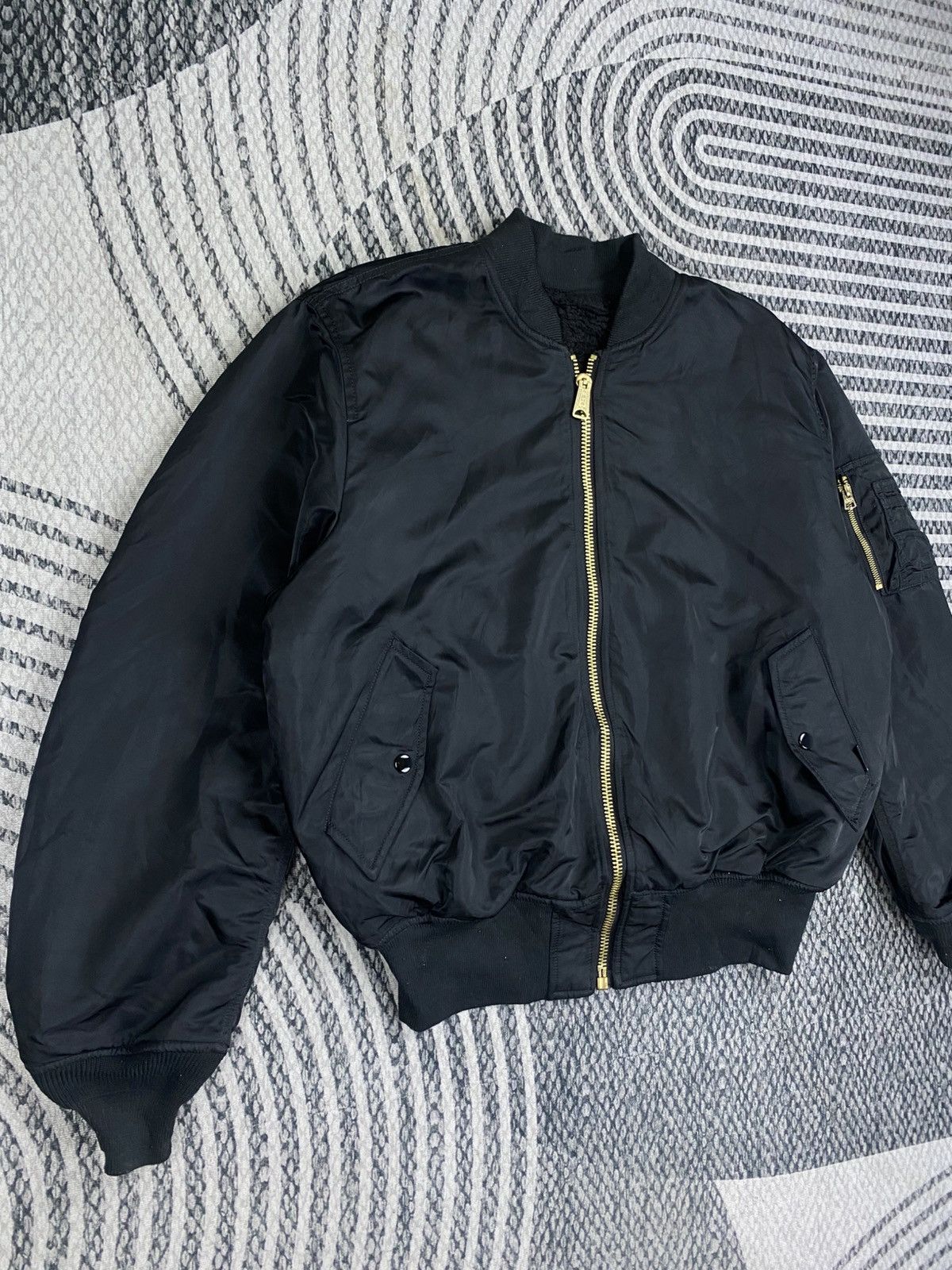 Alpha Industries Alpha Industries X Thisisneverthat Reversible MA-1Jacket Size US L / EU 52-54 / 3 - 5 Thumbnail