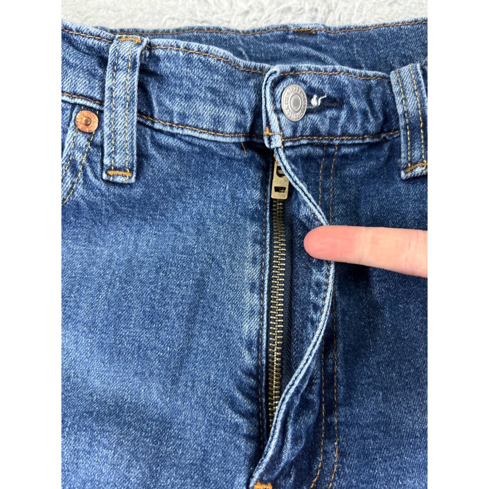 Levi's Levis 511 Jeans Adult 36 Blue Denim Cotton Blend Premium 34x30 Regular Style Straight 5-Pocket Design Mens Cotton Size US 36 / EU 52 - 5 Thumbnail
