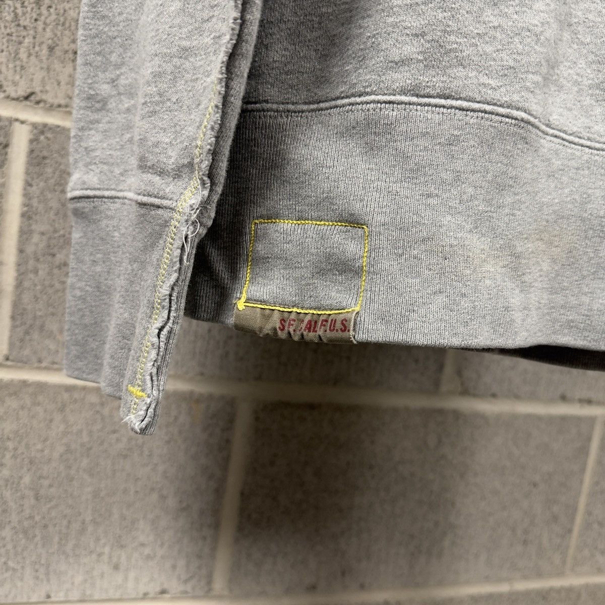 Vintage Vintage Gap Y2K Spraypaint Hoodie Jnco Skater Affliction Size US M / EU 48-50 / 2 - 7 Thumbnail