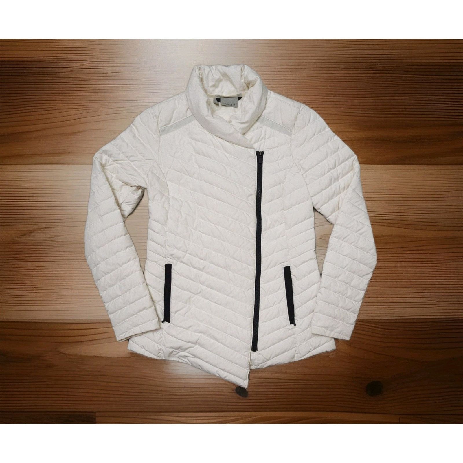 Athleta ATHLETA Asymmetrical So Down Puffer Jacket with Pockets Size XS / US 0-2 / IT 36-38 - 3 Thumbnail