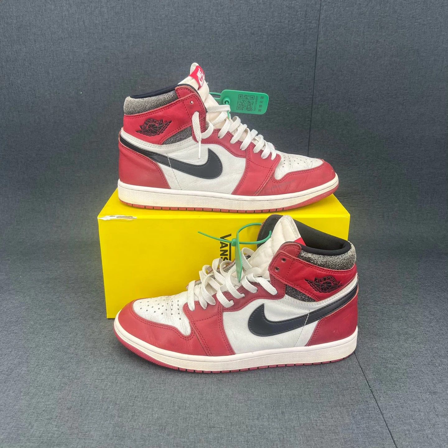 Nike Air Jordan 1 Distressed Chicago Size 44.5 Good Condition Size US 11.5 / EU 44-45 - 2 Thumbnail