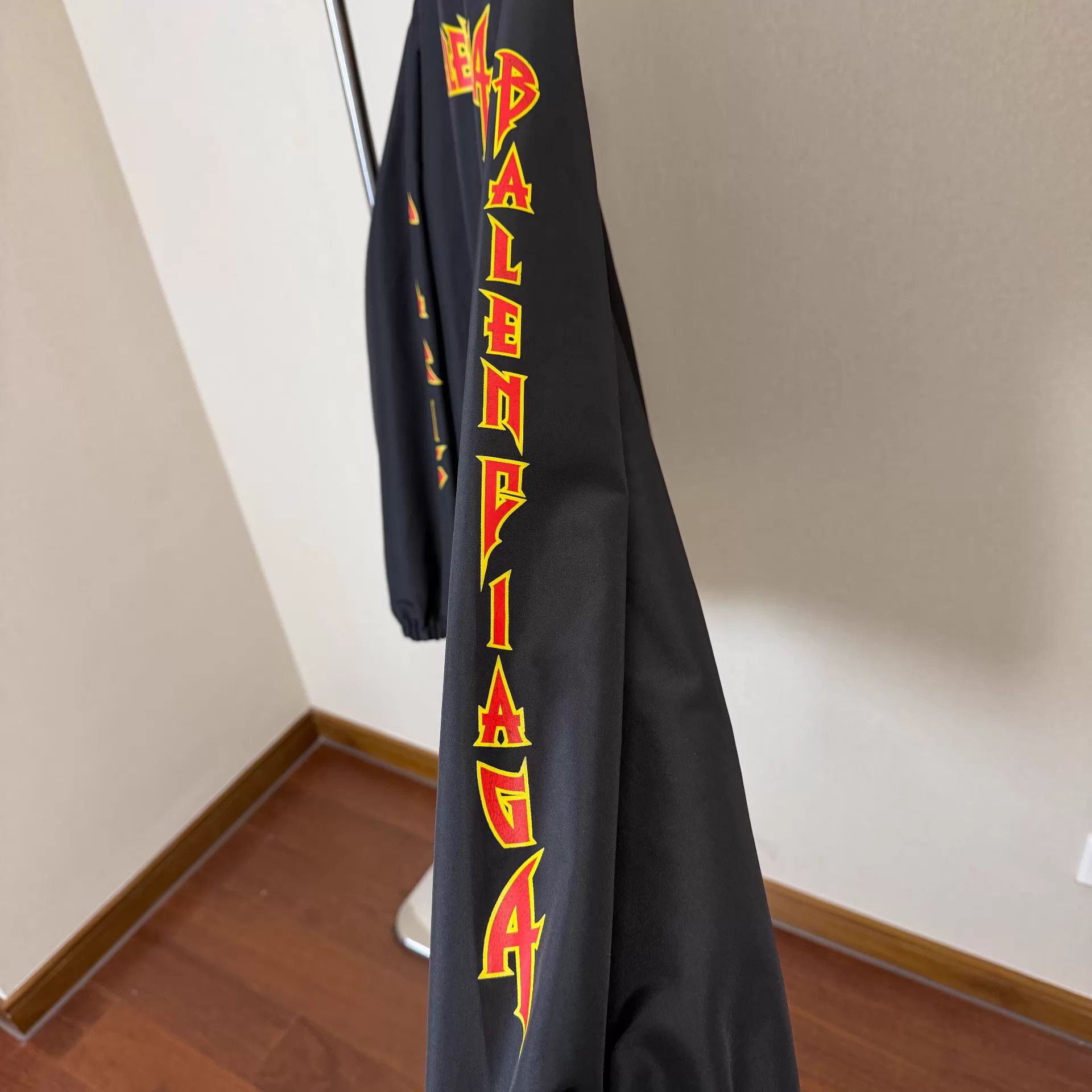 Balenciaga Balenciaga SS22 Metallica Hooded Jkt Men's Blk 46 Size US S / EU 44-46 / 1 - 7 Thumbnail