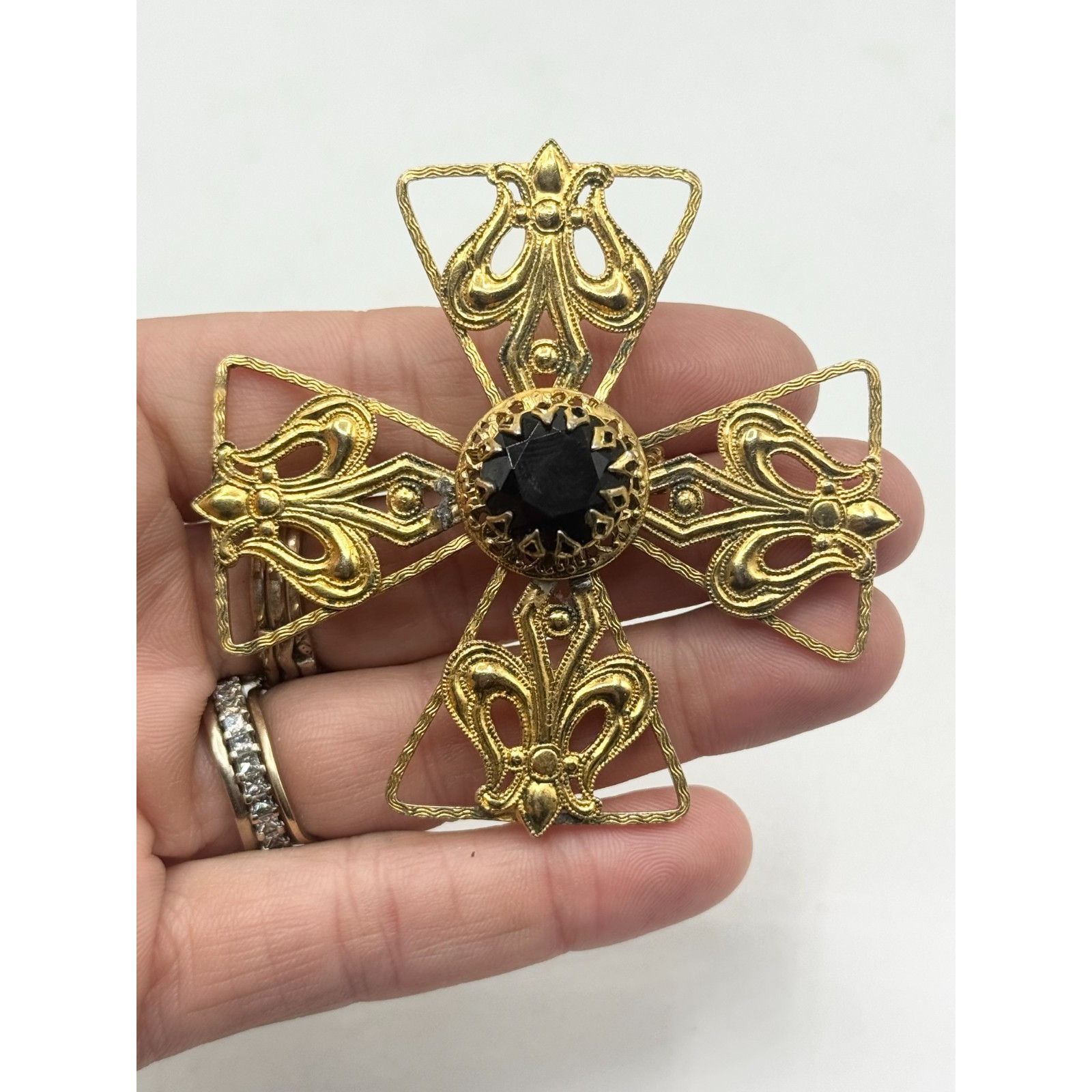 Vintage Freirich Black Stone Maltese Cross Vintage Brooch Pin Size ONE SIZE - 4 Thumbnail