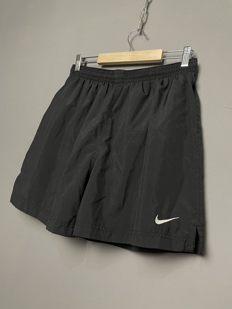 Nike Nike Shorts Size US 37 - 2 Thumbnail