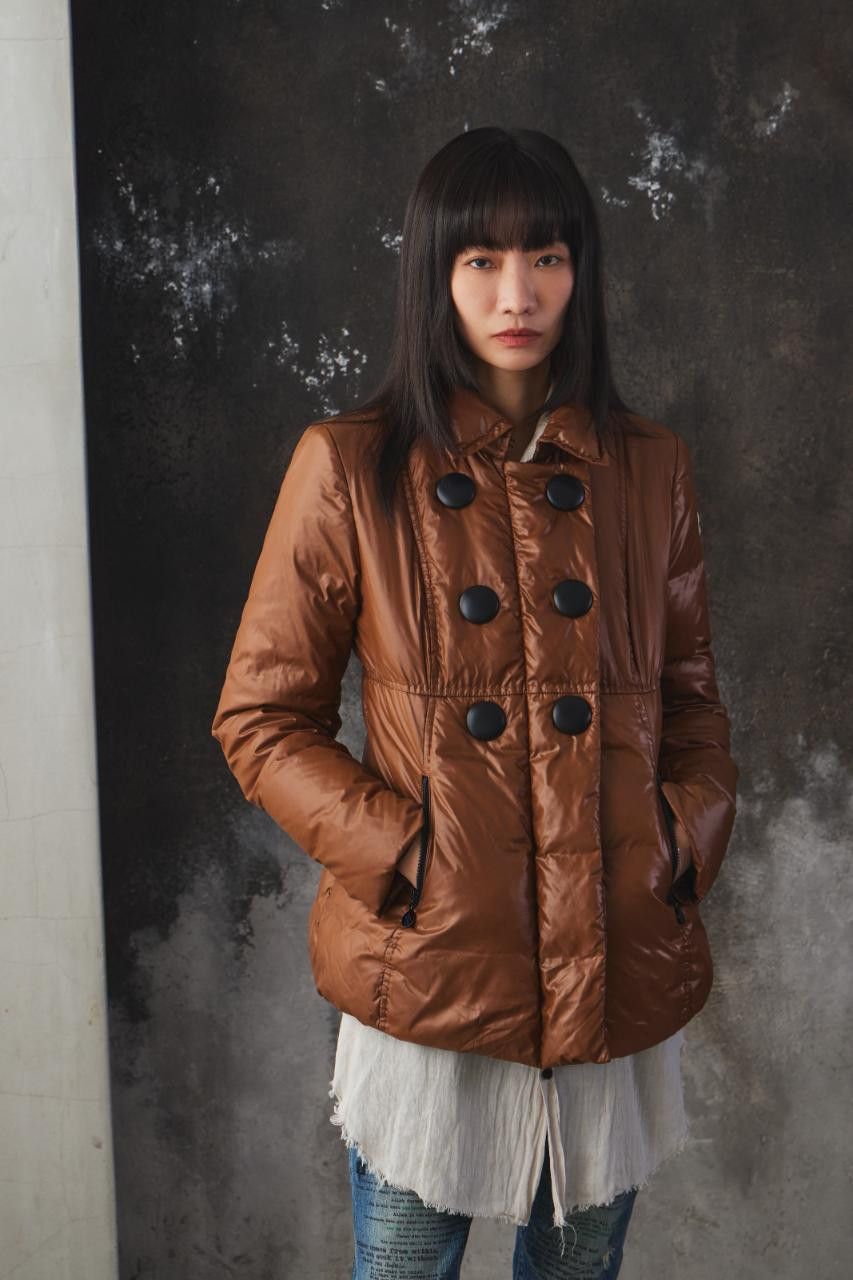 Moncler MONCLER AMANDINE Women's Down Jacket Brown Size M / US 6-8 / IT 42-44 - 2 Thumbnail