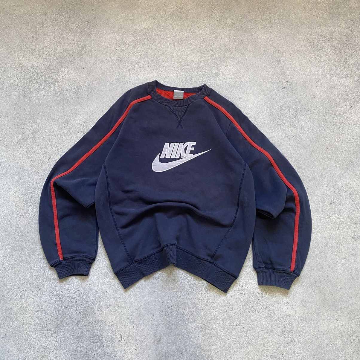 Nike Vintage Y2K Nike Sweatshirt Embroidered Swoosh Size US S / EU 44-46 / 1 - 1 Thumbnail