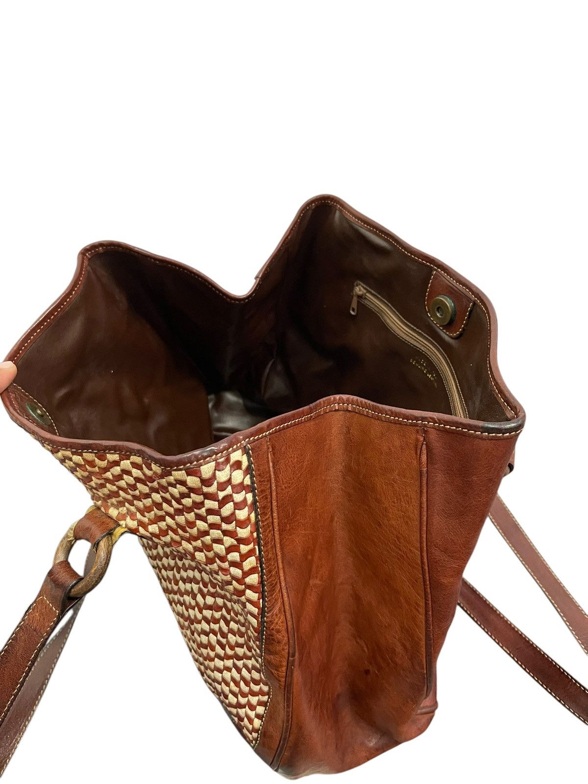 Genuine Leather Full Leather Patina Vintage Unknown Italy Shoulder Bag 1🟩2 Size ONE SIZE - 20 Thumbnail