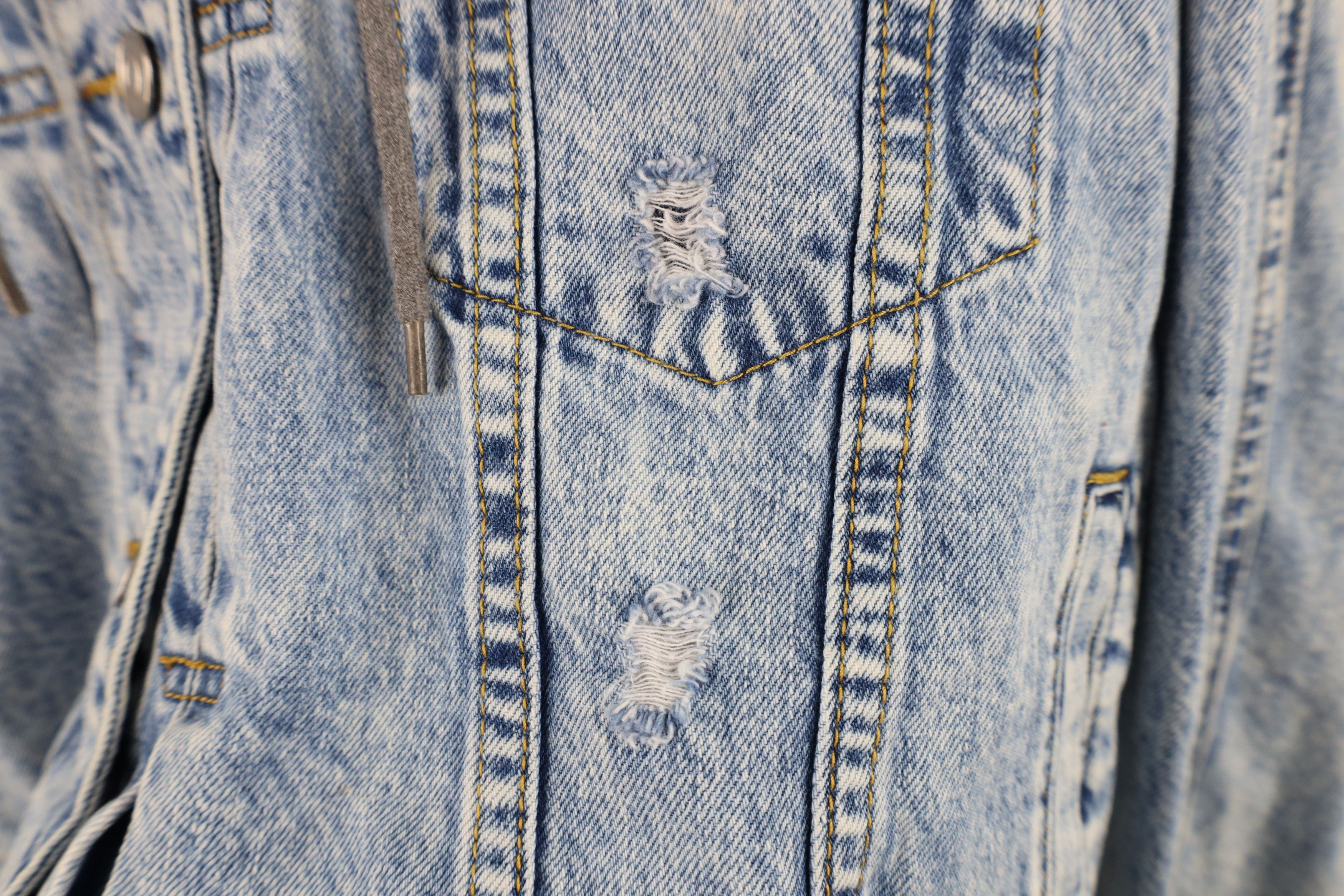 Vintage Buckle BKE Off Cropped Acid Wash Hooded Denim Trucker Jacket Size L / US 10 / IT 46 - 5 Thumbnail