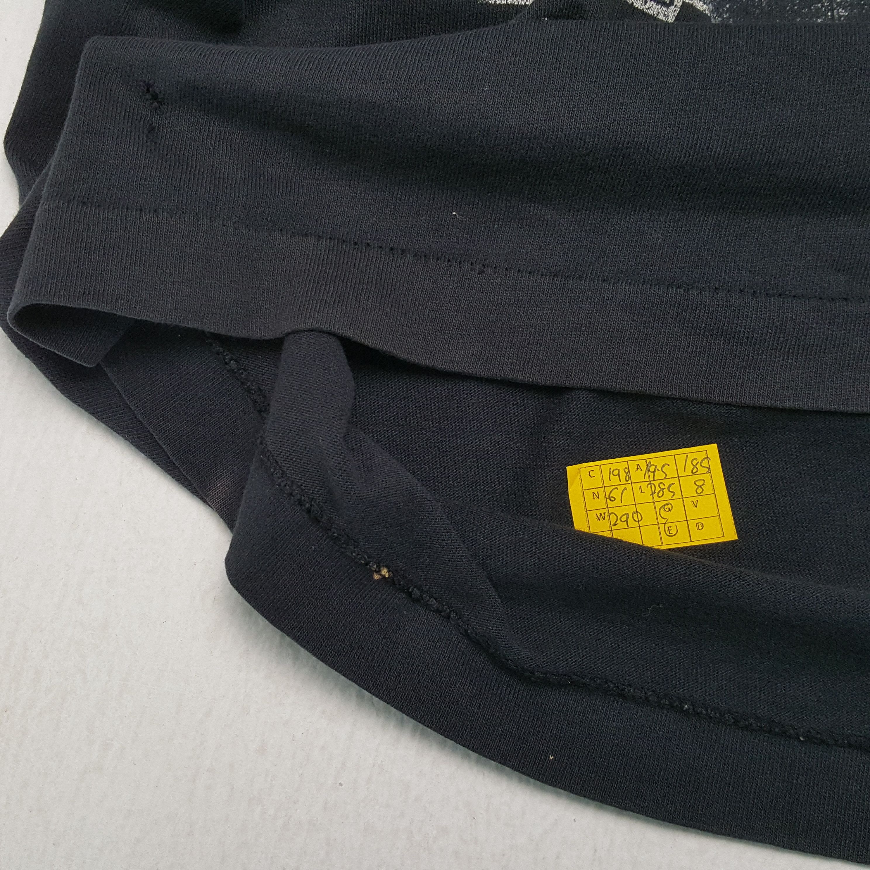 NFL × Vintage Vintage 90's RAIDERS LOS ANGELES Distressed T-Shirts Size US M / EU 48-50 / 2 - 4 Thumbnail