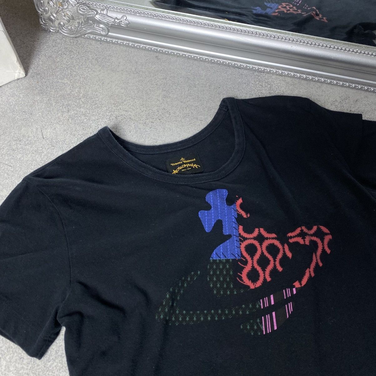 Vivienne Westwood Vivienne westwood t-shirt big logo Size US M / EU 48-50 / 2 - 3 Thumbnail