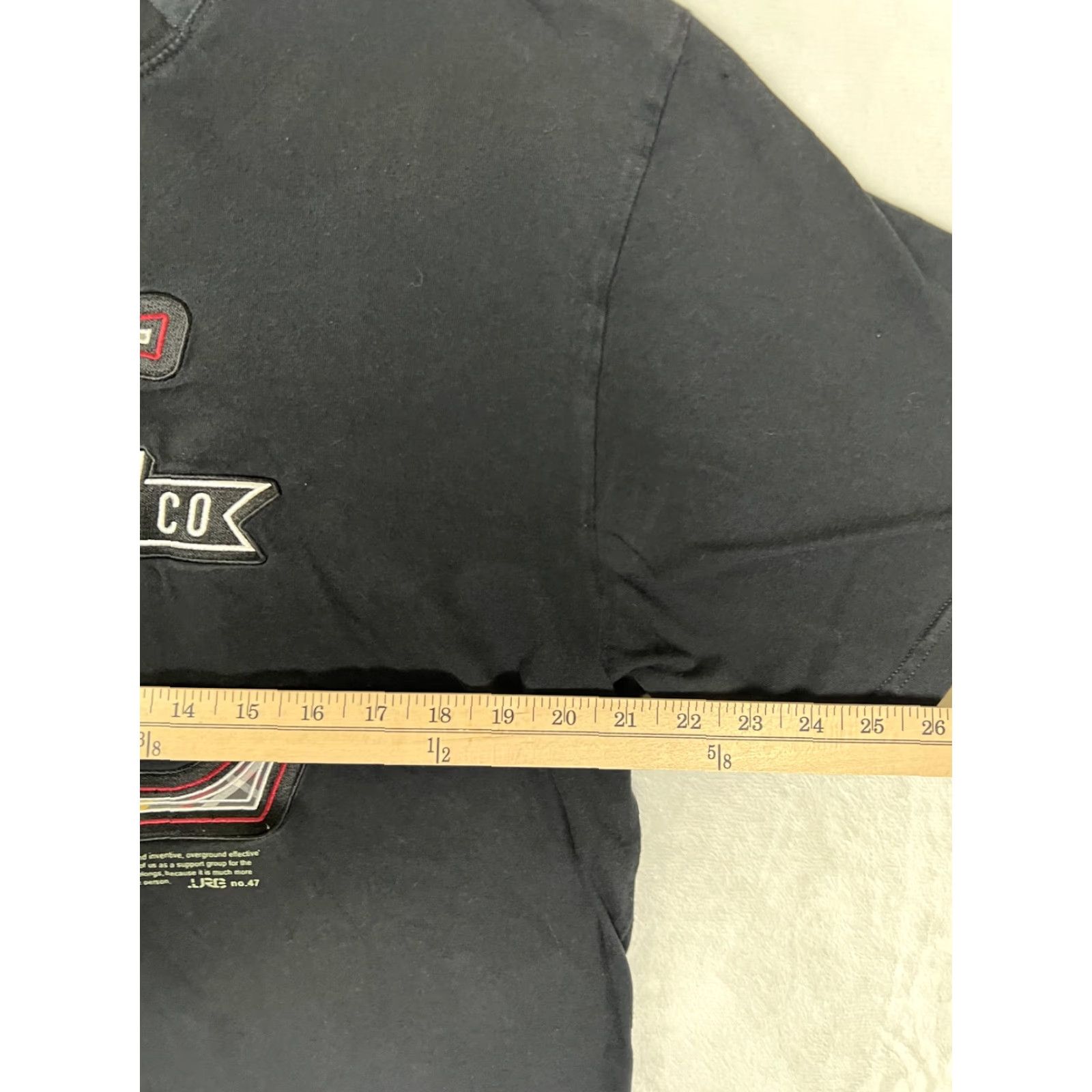 Logo 7 VINTAGE LRG T-Shirt Mens XL Black Plaid Logo Graphic Streetwear Y2K Size US XL / EU 56 / 4 - 7 Thumbnail