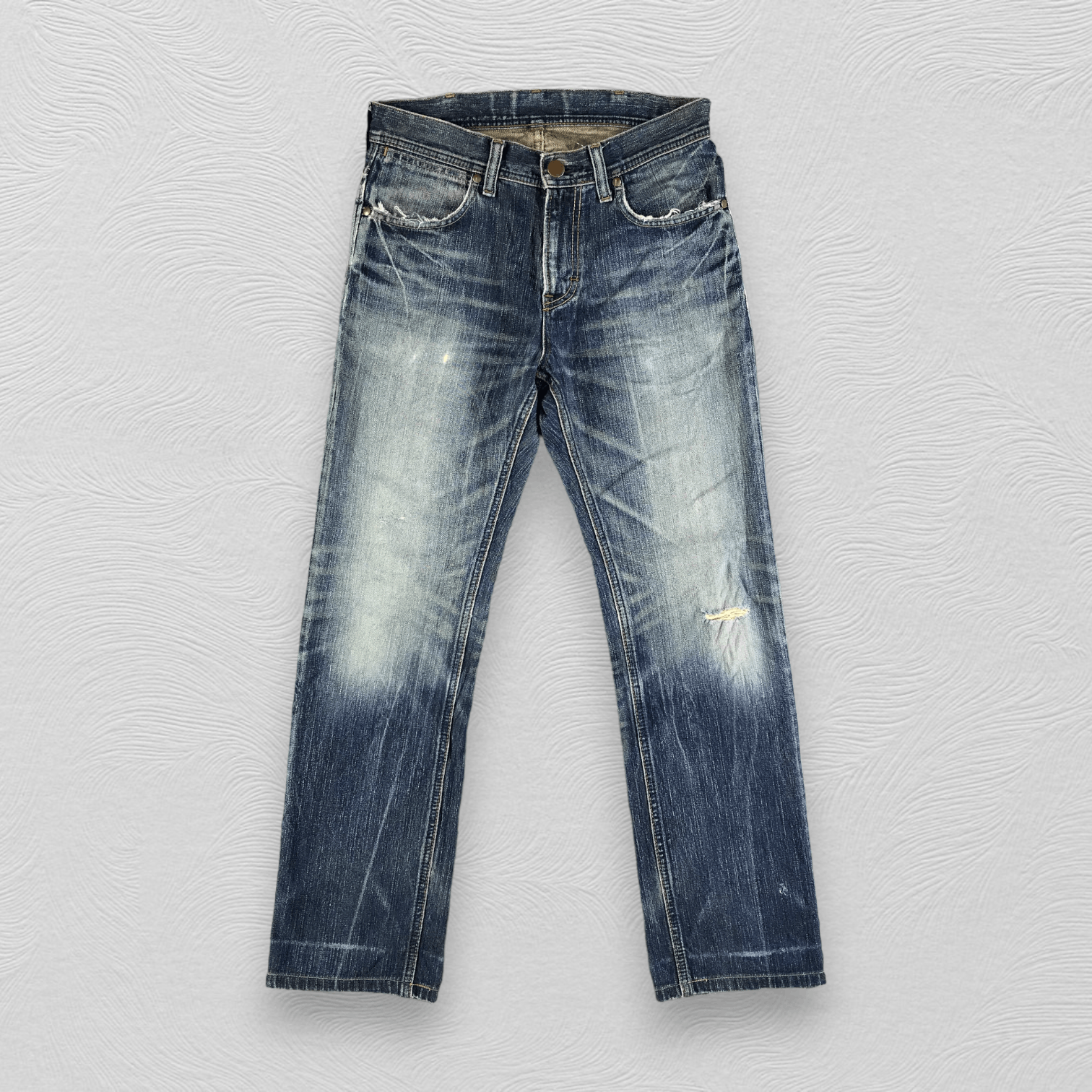 Vintage Vintage Wrangler Jeans Faded Blue Distressed Denim KJ2086 Size US 30 / EU 46 - 1 Thumbnail