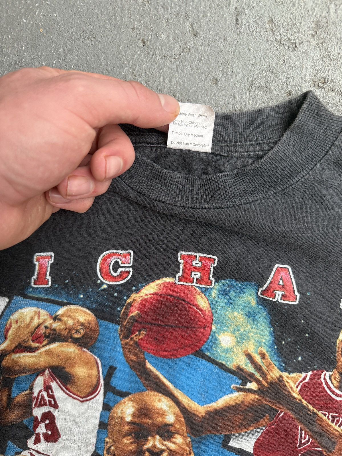 Rap Tees × Vintage Rare Chicago bulls vintage rap tee XL Michael Jordan Size US XL / EU 56 / 4 - 4 Thumbnail