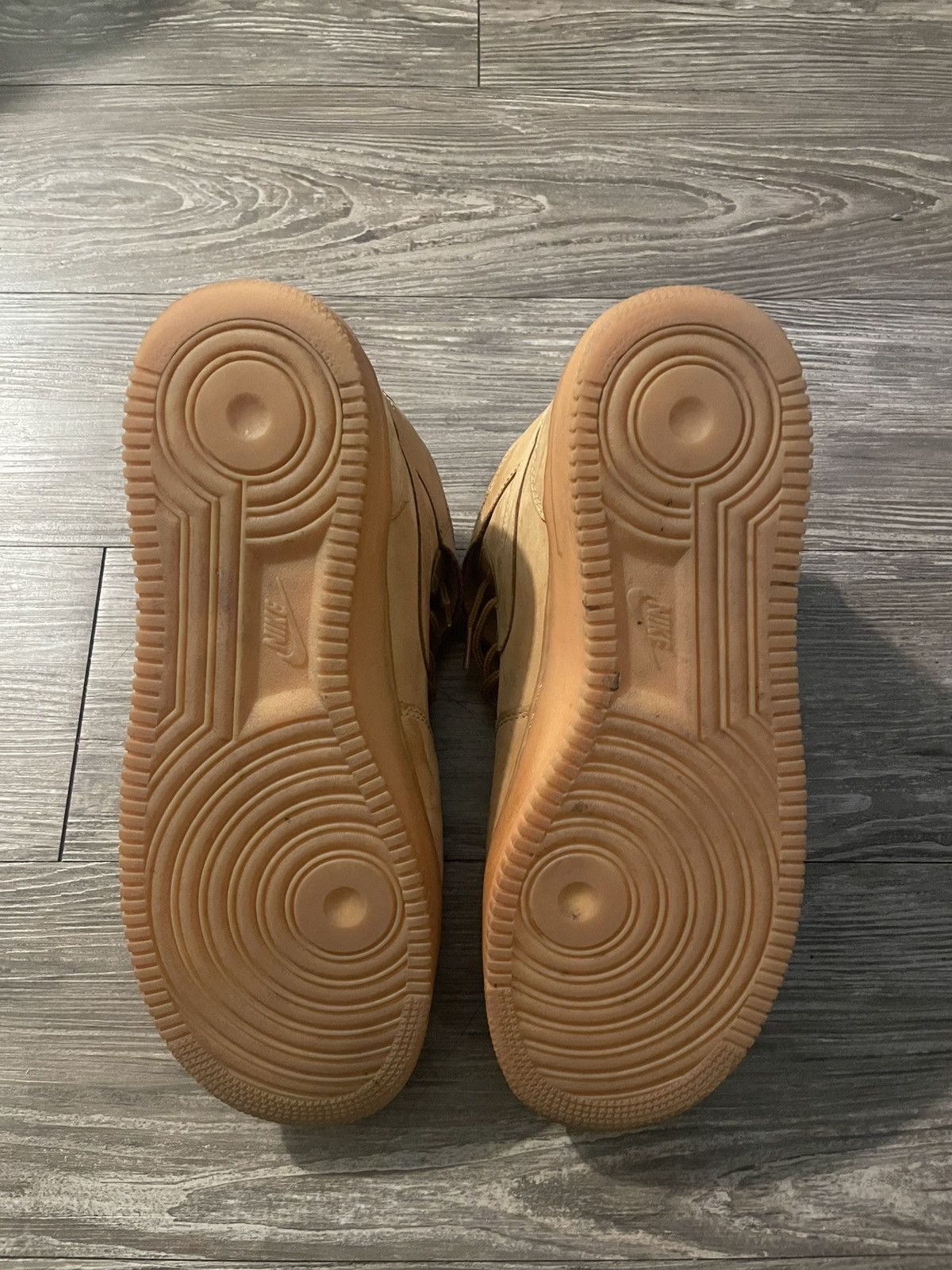 Nike Air Force 1 “Flax” Mid Size 11.5 Size US 11.5 / EU 44-45 - 6 Thumbnail