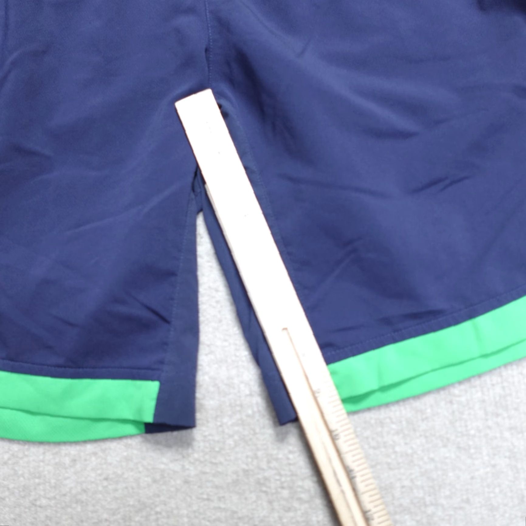 Vintage Polo Sport Shorts L Blue Solid Embroidered Drawstring Men Chino Casual US Open Back Vintage? No Size US L / EU 52-54 / 3 - 3 Thumbnail